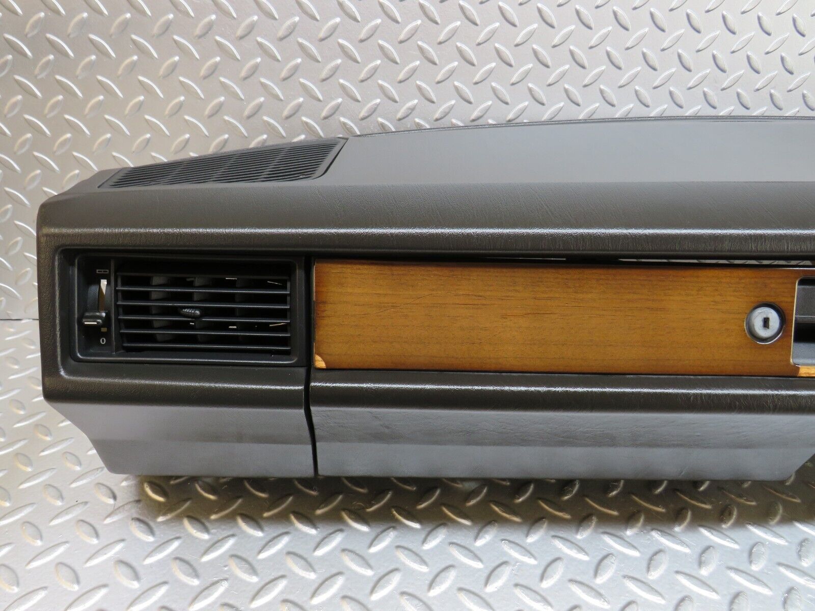 36490 Mercedes-Benz W201 190E 2.0L Dashboard Black