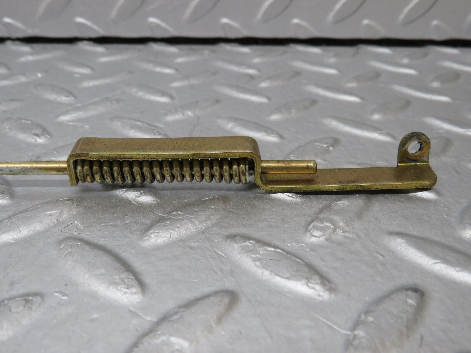 35756 Mercedes-Benz W108 Door Lock Control Bar