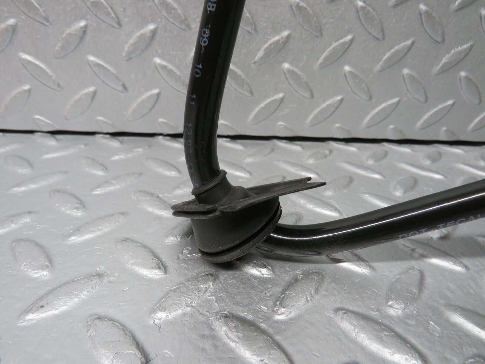 38526 Mercedes-Benz R129 280SL Coupe Brake Servo Vacuum Pipe