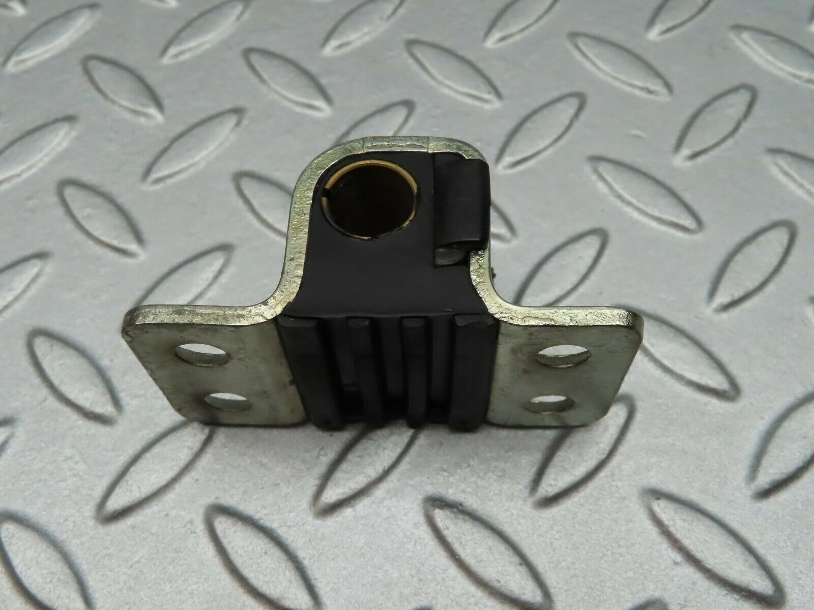 3721 Mercedes-Benz S123 200T Wagon Door Lock Latch Right Side