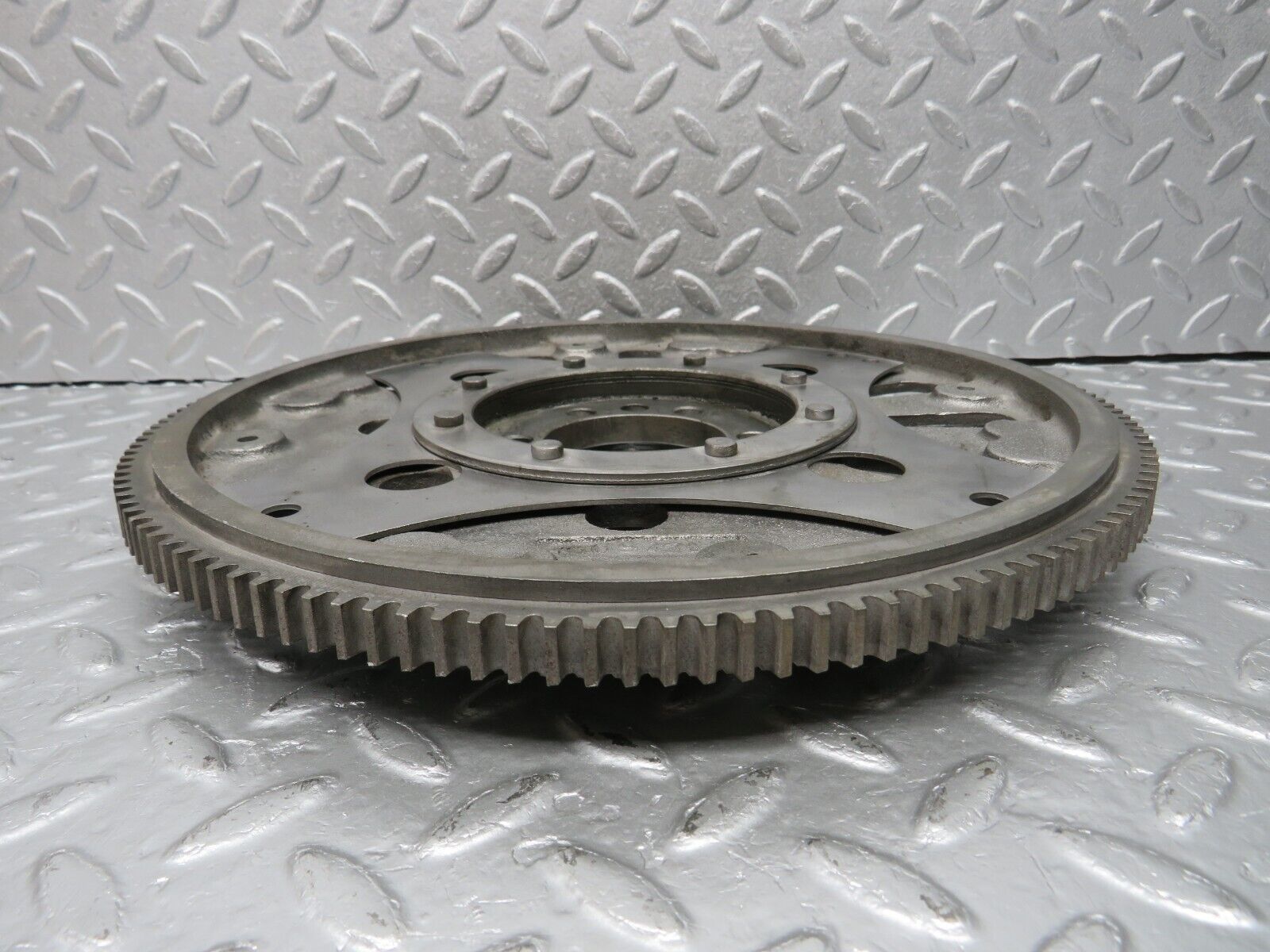 40424 Mercedes-Benz W110 230 Flywheel Starter Ring 1800321301