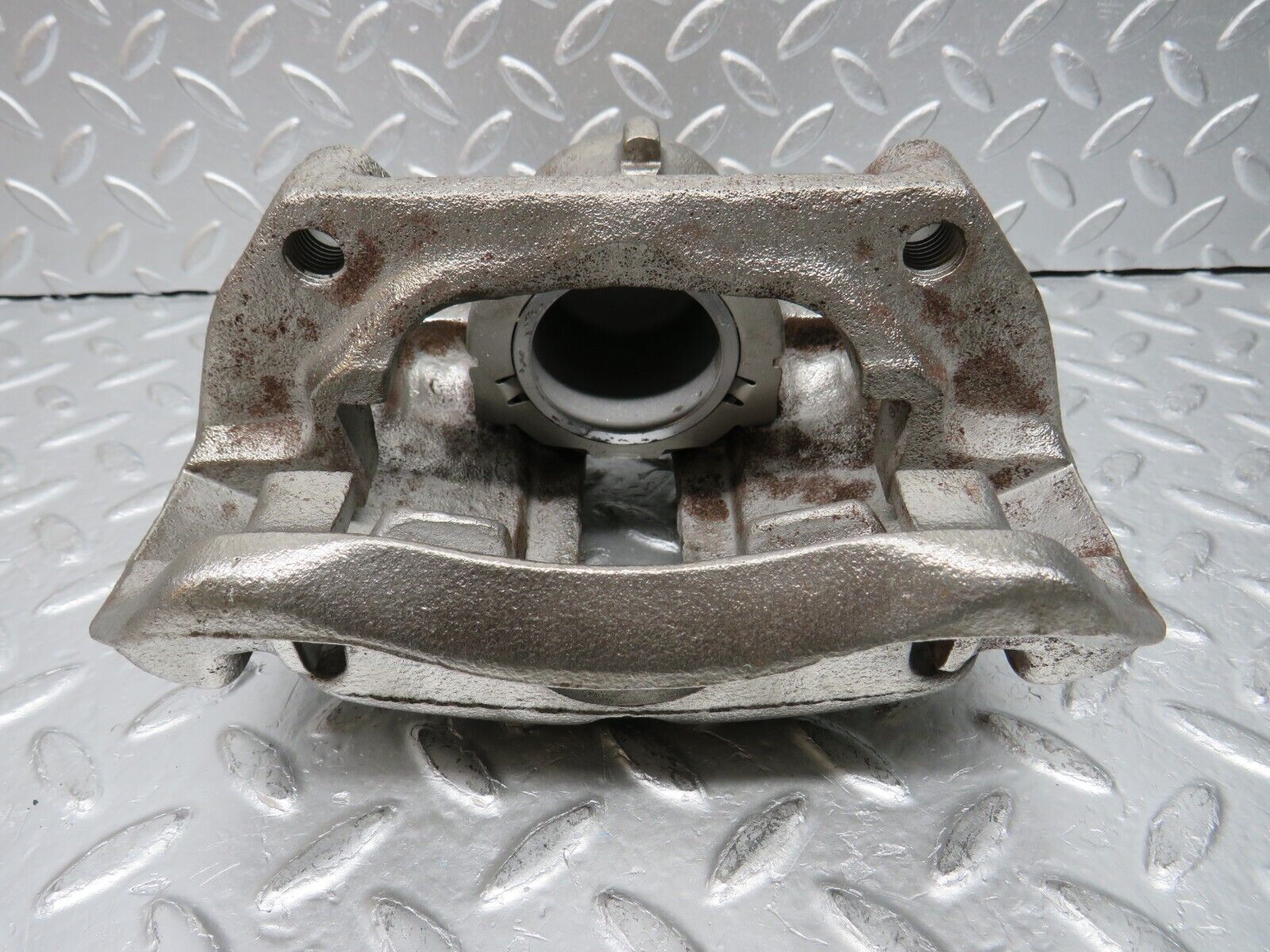 30457 Mercedes-Benz W124 230E Front Right Brake Caliper Girling