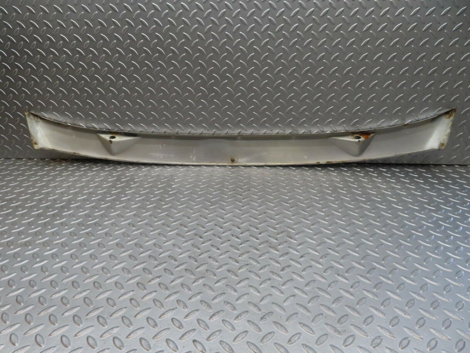 12608 Mercedes-Benz W108 280SE 3.5 Bonnet Air Intake Panel