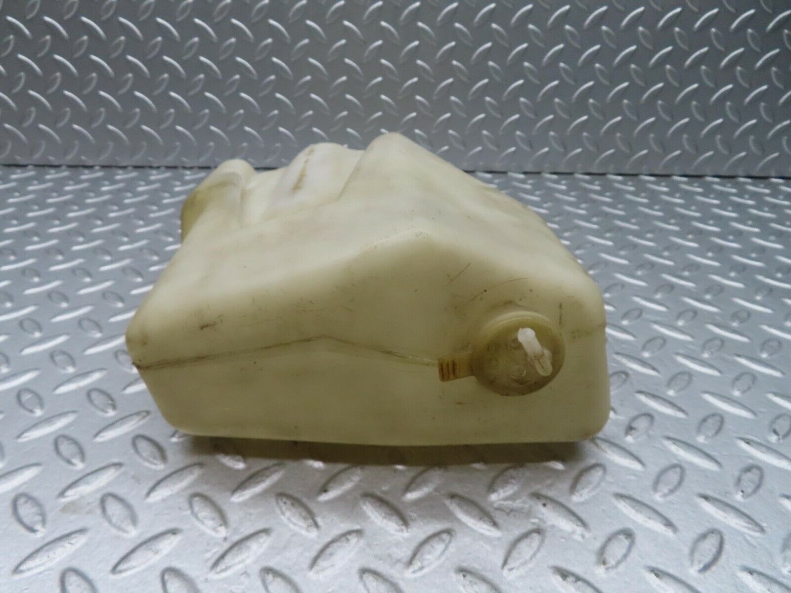 14437 Mercedes-Benz W116 350SE Windscreen Washer Fluid Reservoir 1168690020