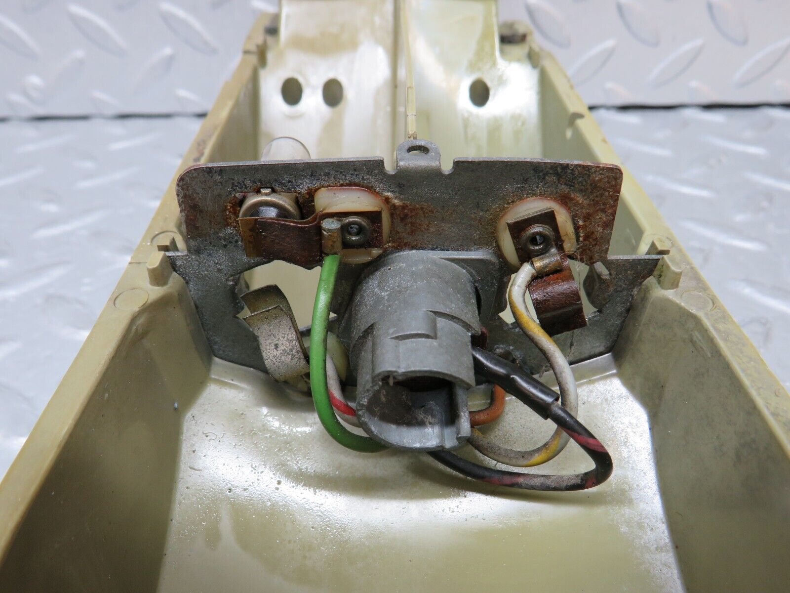 37443 Mercedes-Benz W109 300SEL Tail Light Bulb Holder Right Side 1088260851