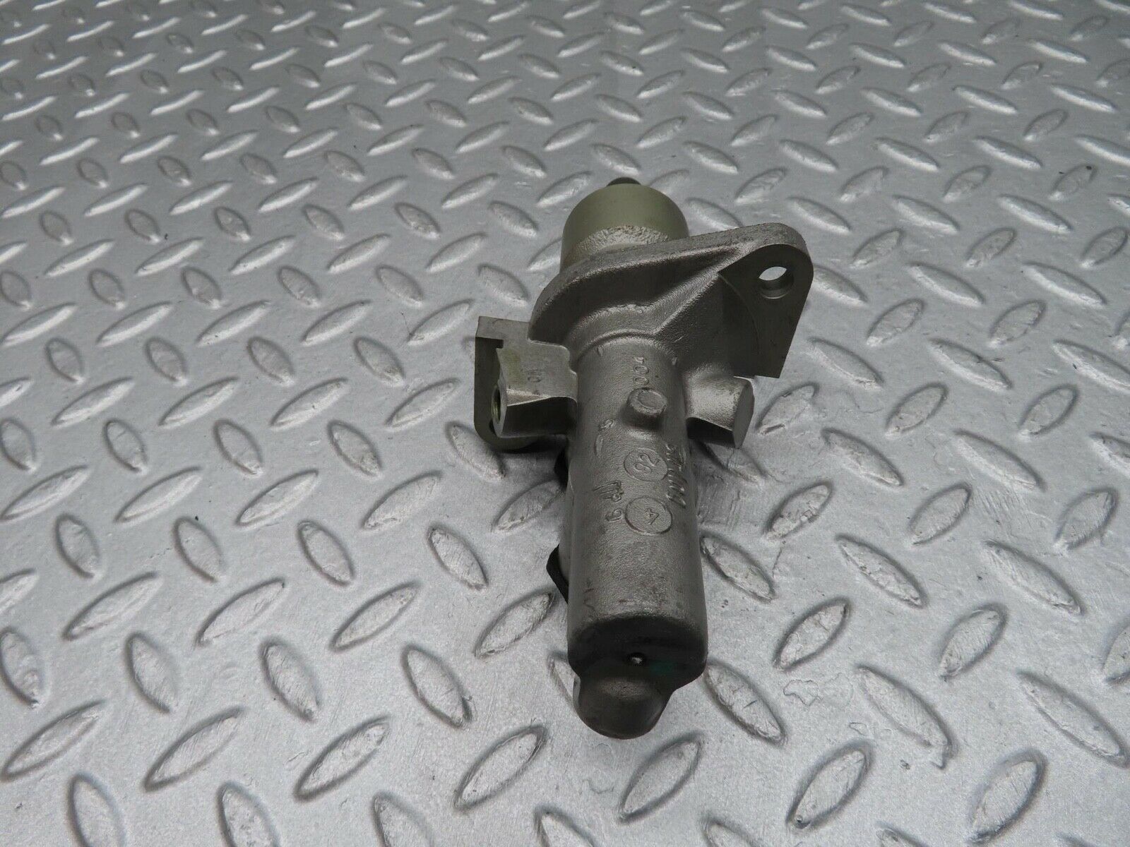 11981 Mercedes-Benz R129 300SL Coupe Brake Master Cylinder