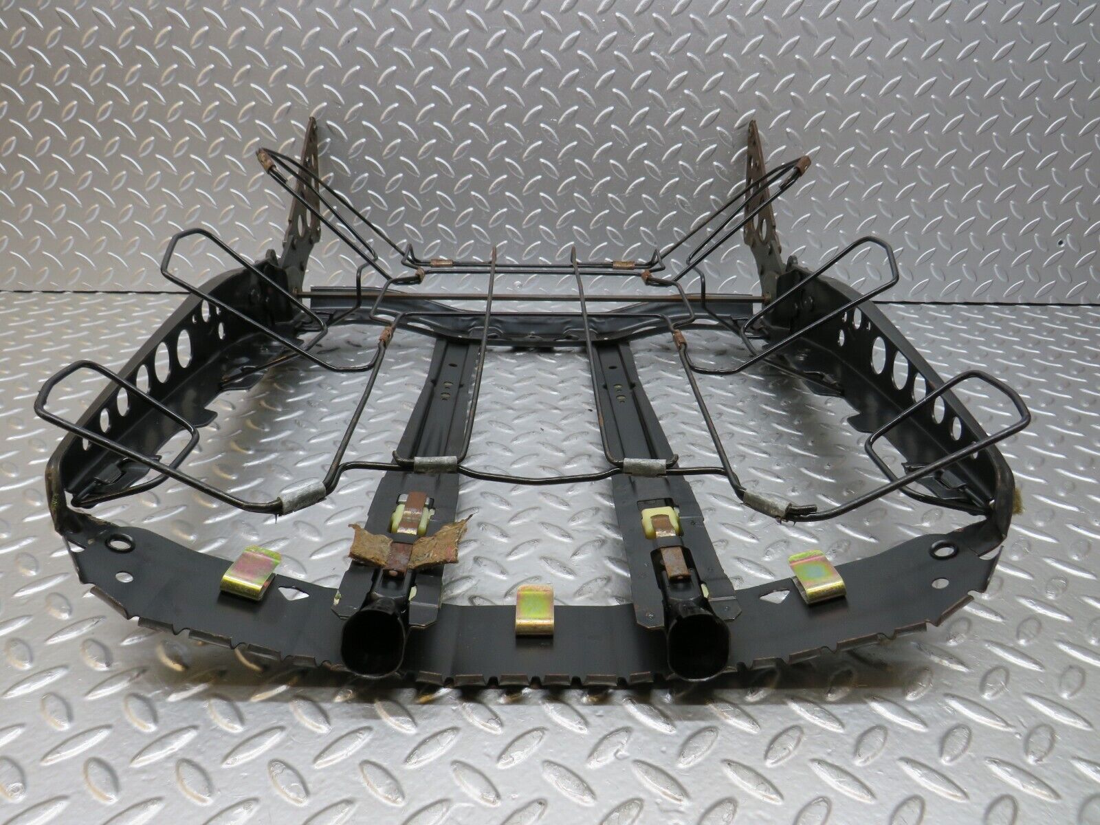 26969 Mercedes-Benz W123 240D Seat Backrest Right Side 1239101485