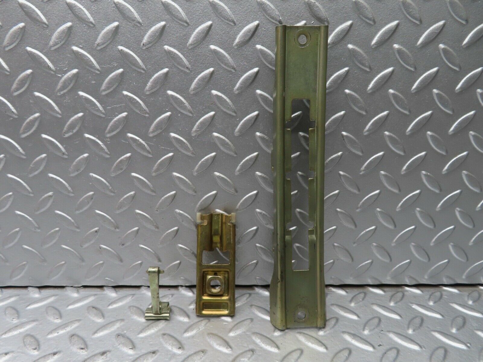 21570 Mercedes-Benz W126 300SE Seat Belt Adjuster Rail 1268680011