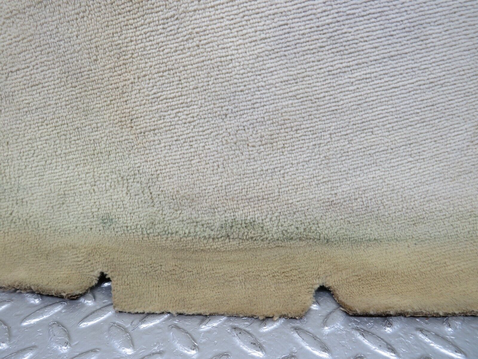 34382 Mercedes-Benz C126 380SEC Coupe Centre Console Carpet Left 1266831125