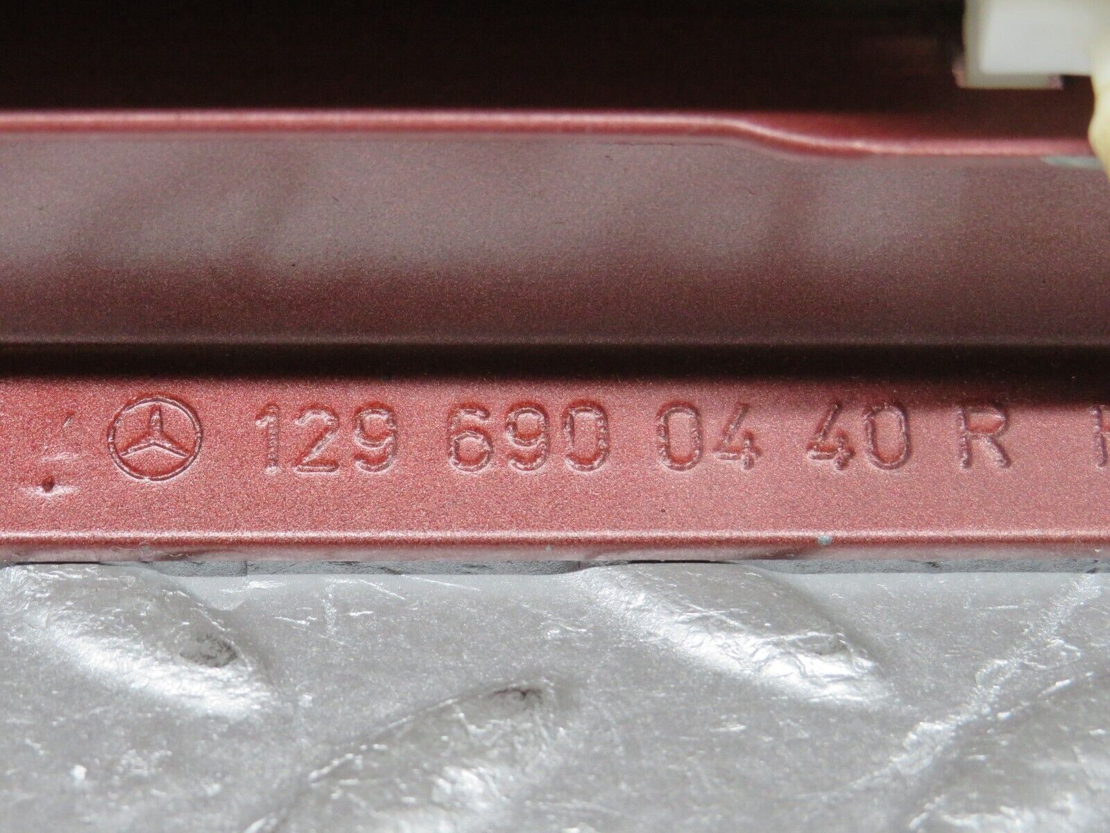 38316 Mercedes-Benz R129 280SL Coupe Right Door Lower Moulding Trim 1296900440