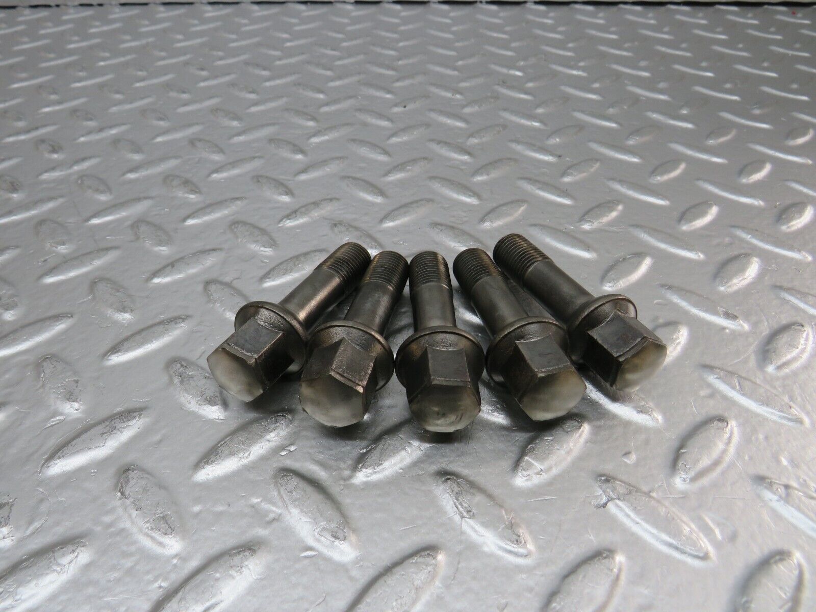 24921 Mercedes-Benz 5x Alloy Wheel Lug Bolt M12x1.5