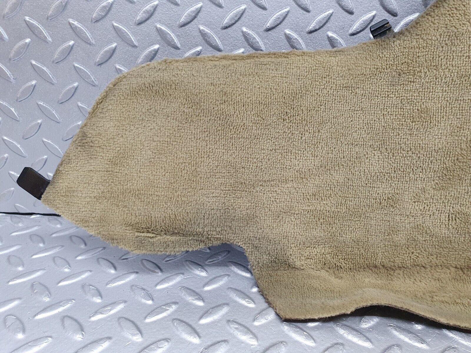 41064 Mercedes-Benz W126 300SE Centre Console Carpet Right Beige 1266831225