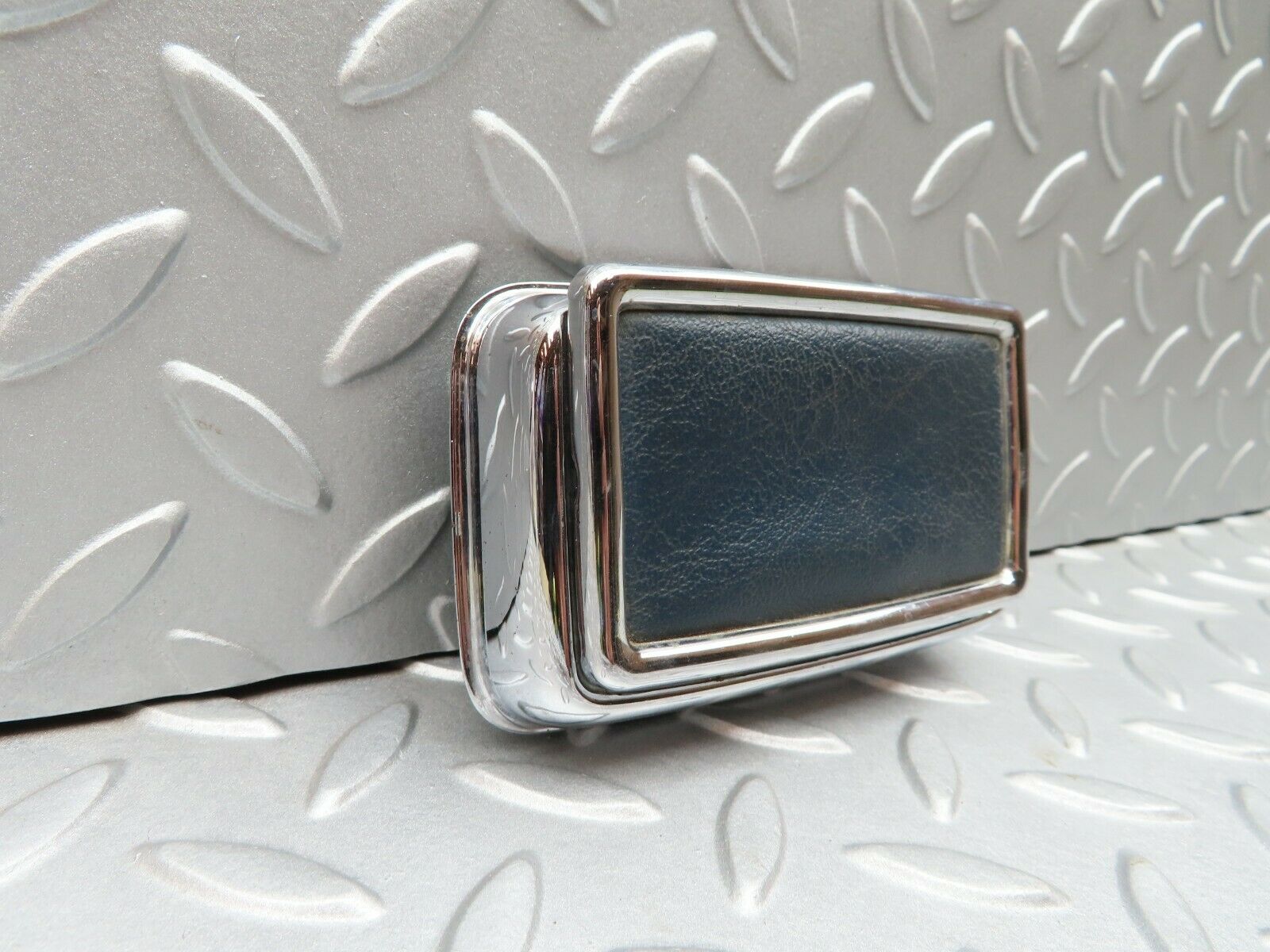 3425 Mercedes-Benz W108 280SE Rear Ashtray Blue
