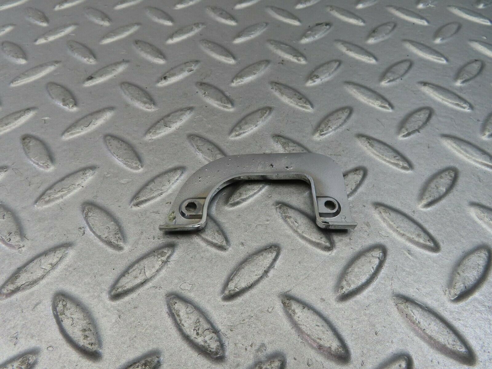 9060 Mercedes-Benz W115 Right Interior Chrome Door Latch Trim