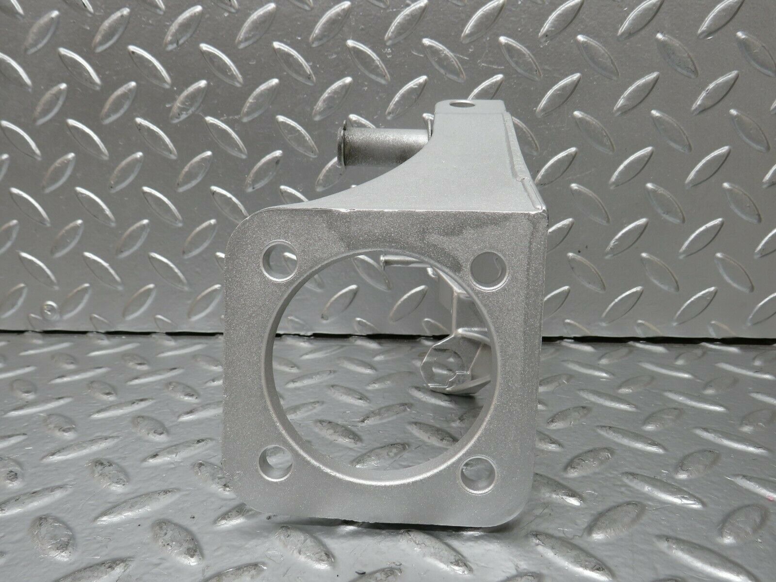 24345 Mercedes-Benz S124 220TE Wagon Brake Pedal Bracket 1242900919