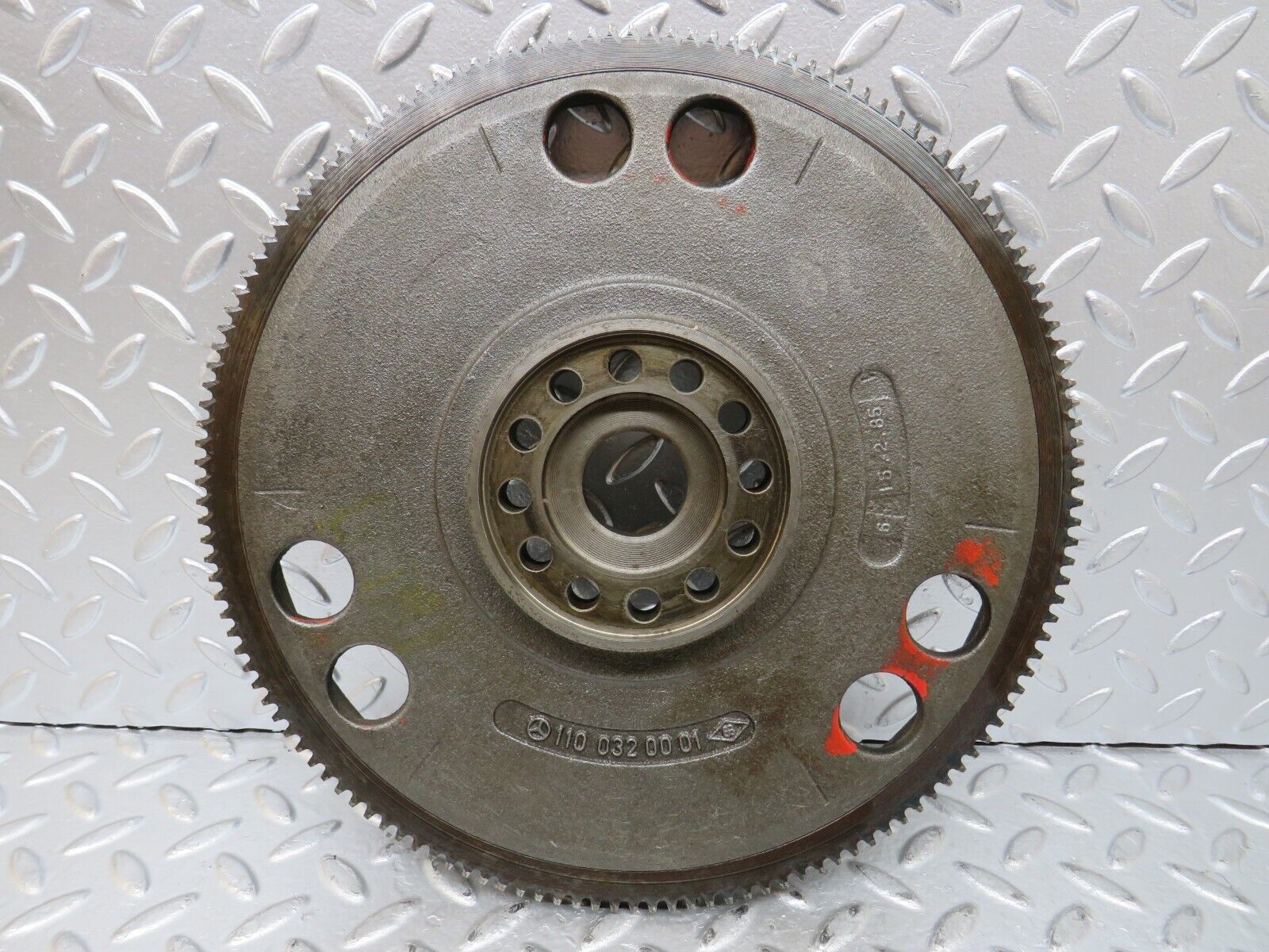 27373 Mercedes-Benz W123 280E Flywheel Starter Ring 1100320001