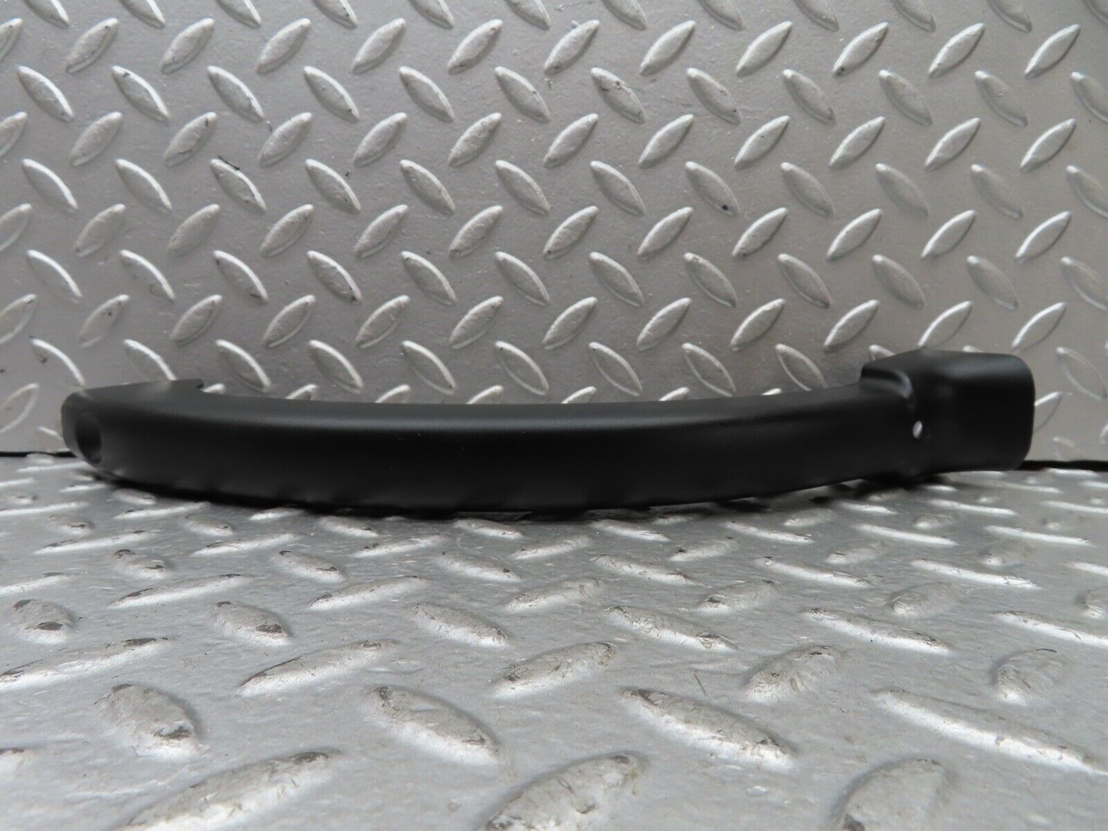 19326 Mercedes-Benz C140 CL420 Coupe Trunk Lid Hinge Cover Pair 1406945525