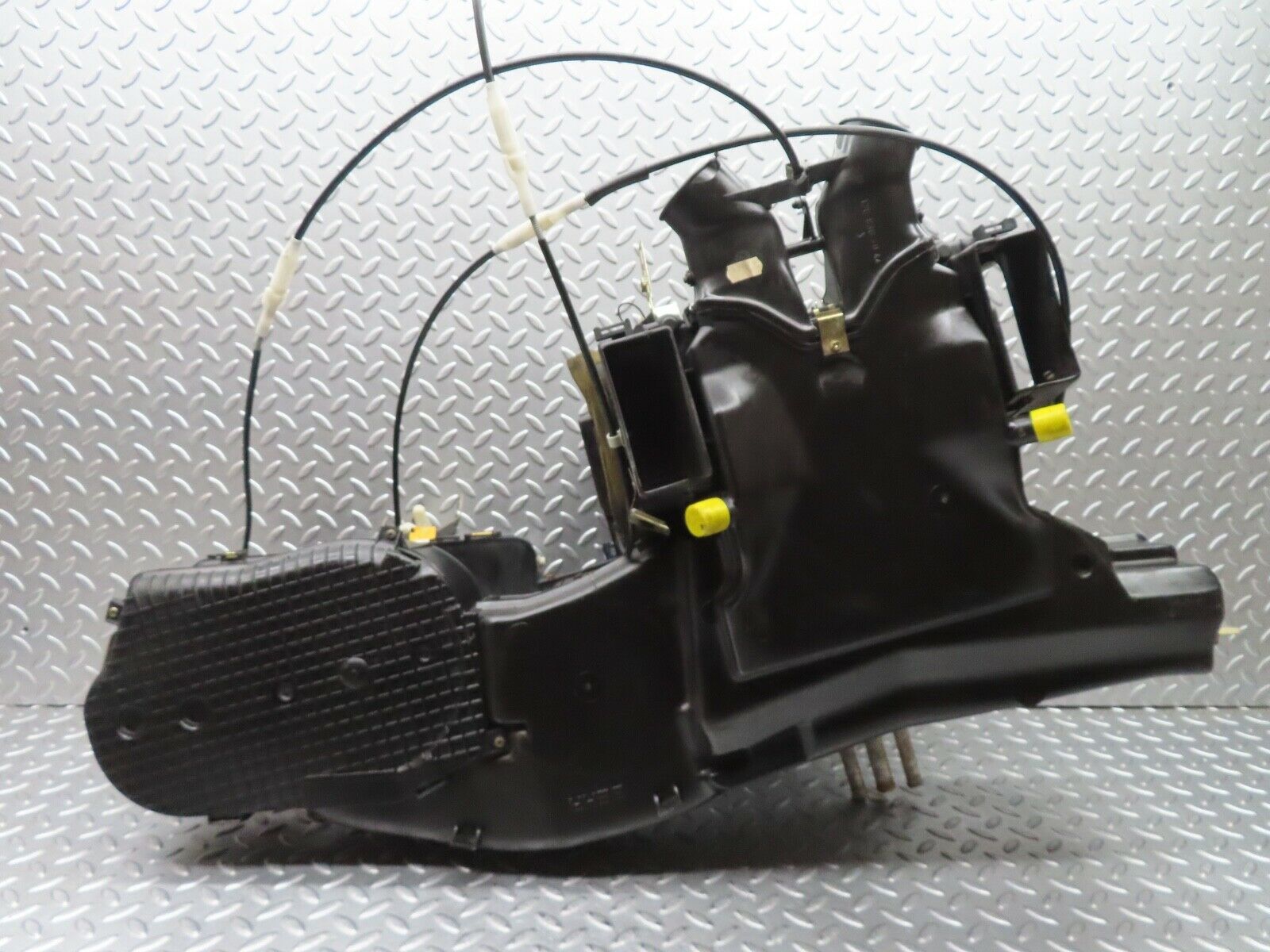 21702 Mercedes-Benz W126 300SE Heater Box Blower Housing