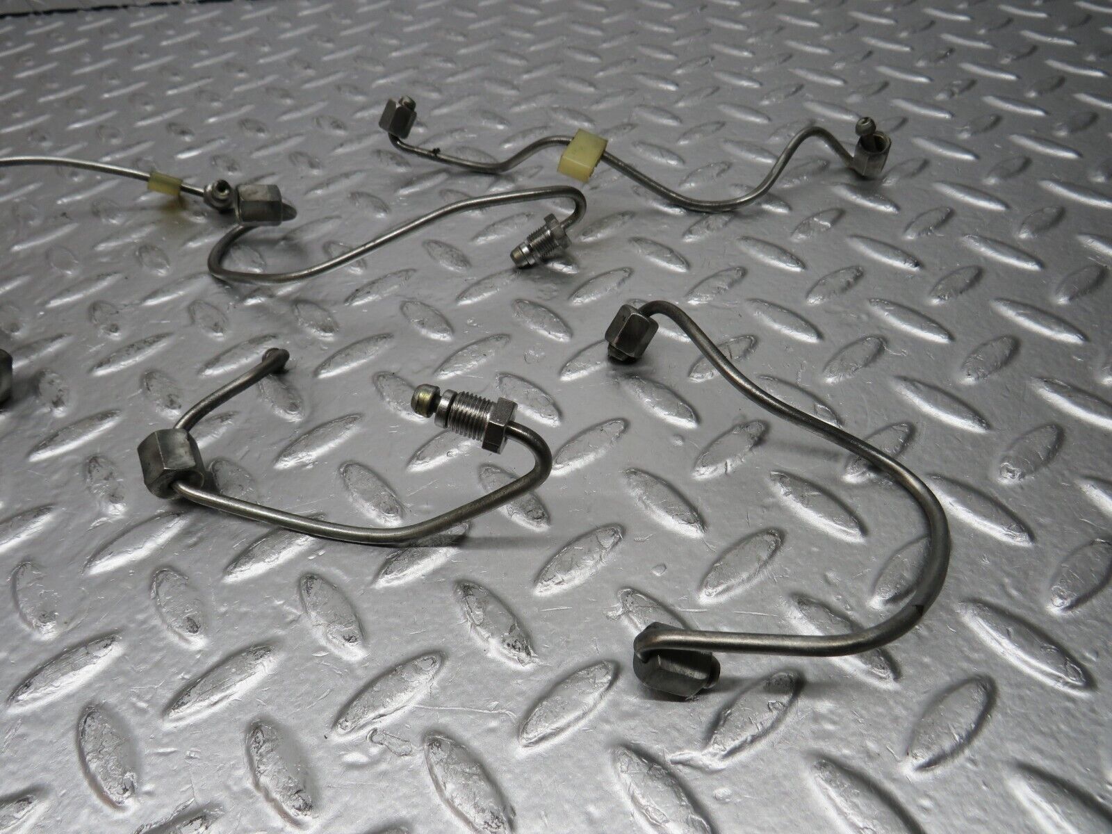 30523 Mercedes-Benz W124 230E Coupe Fuel Line Hose Set