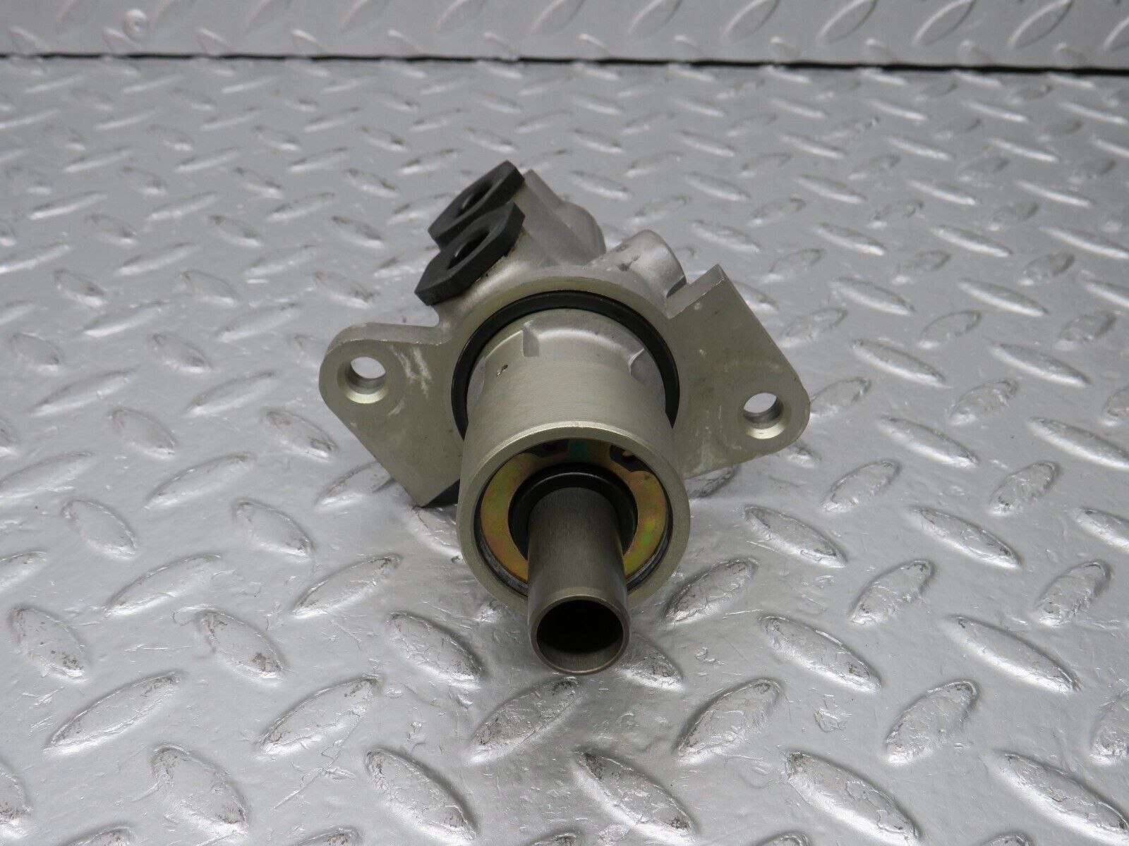 38438 Mercedes-Benz R129 280SL Coupe Brake Master Cylinder Girling