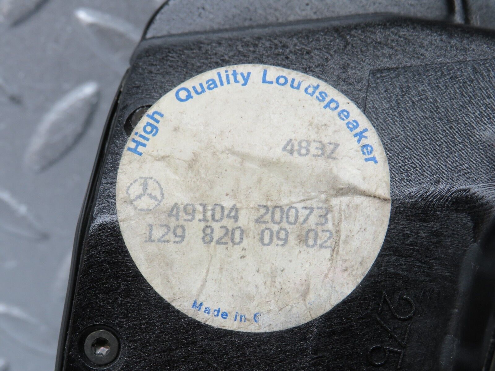 38445 Mercedes-Benz R129 280SL Coupe Left Door Speaker 1298200902