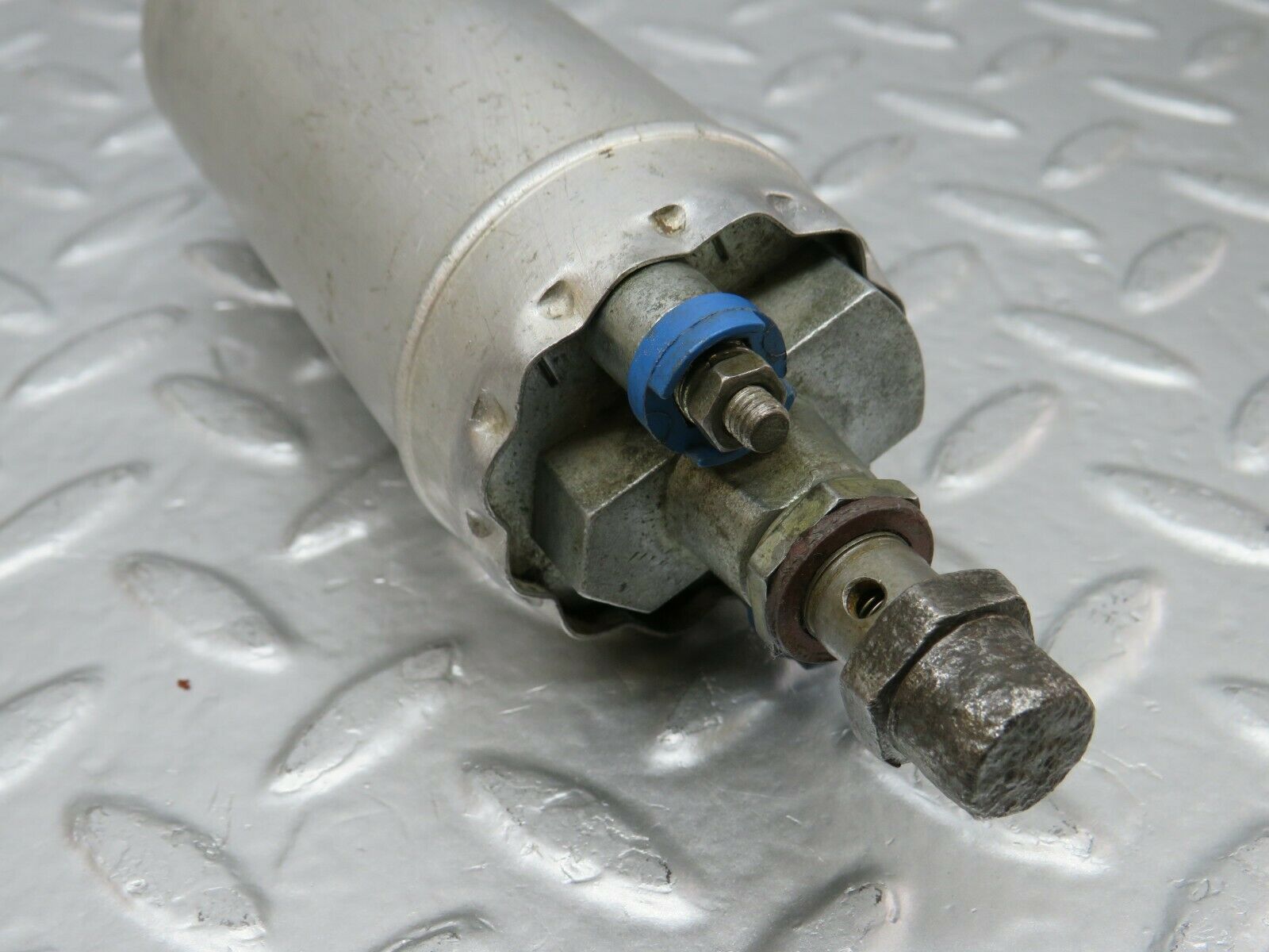 24415 Mercedes-Benz S124 220TE Wagon Fuel Pump