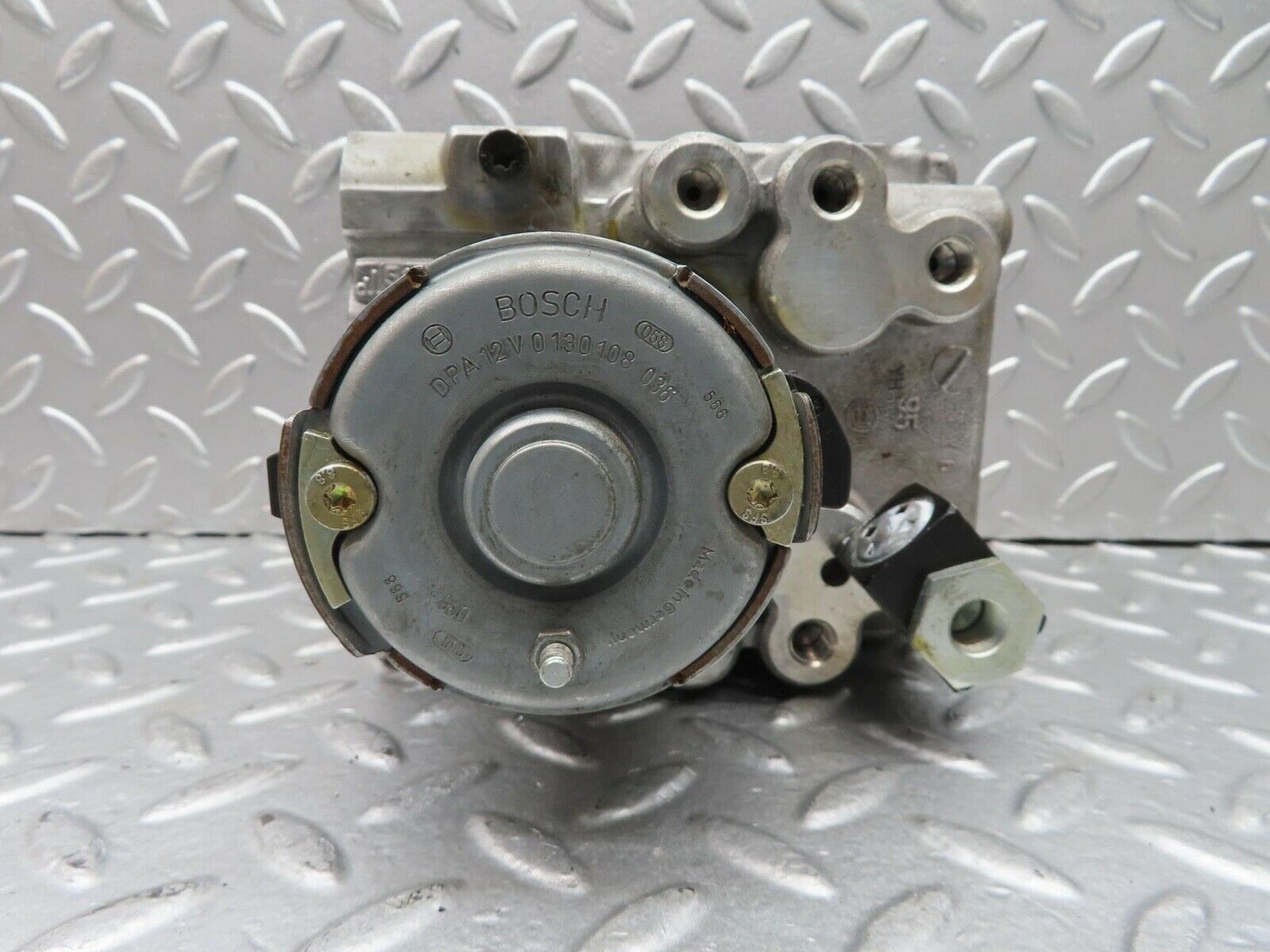 15001 Mercedes-Benz W140 S320 ABS Pump Bosch 0130108036