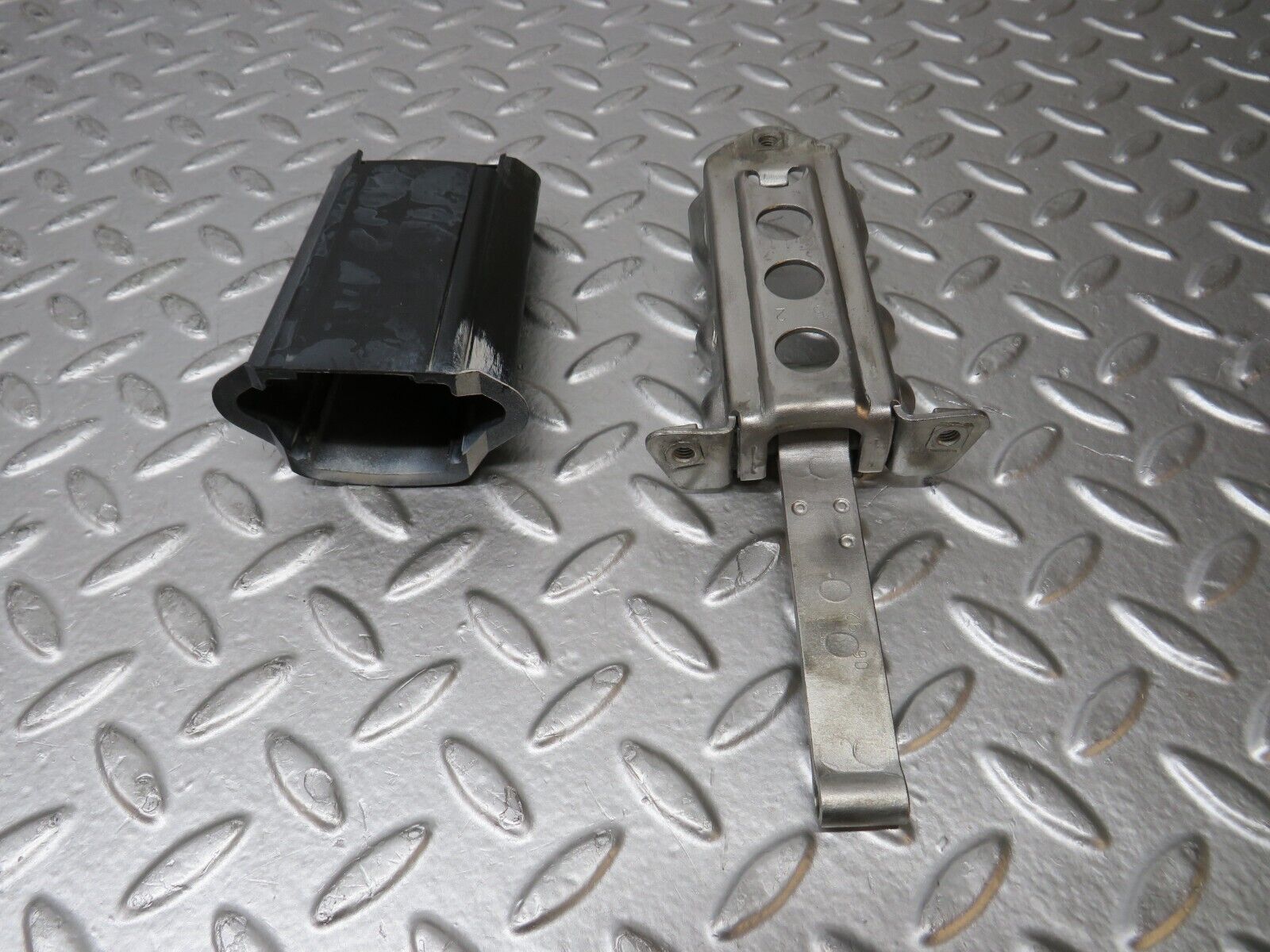 30261 Mercedes-Benz W124 230E Door Safety Check Strap