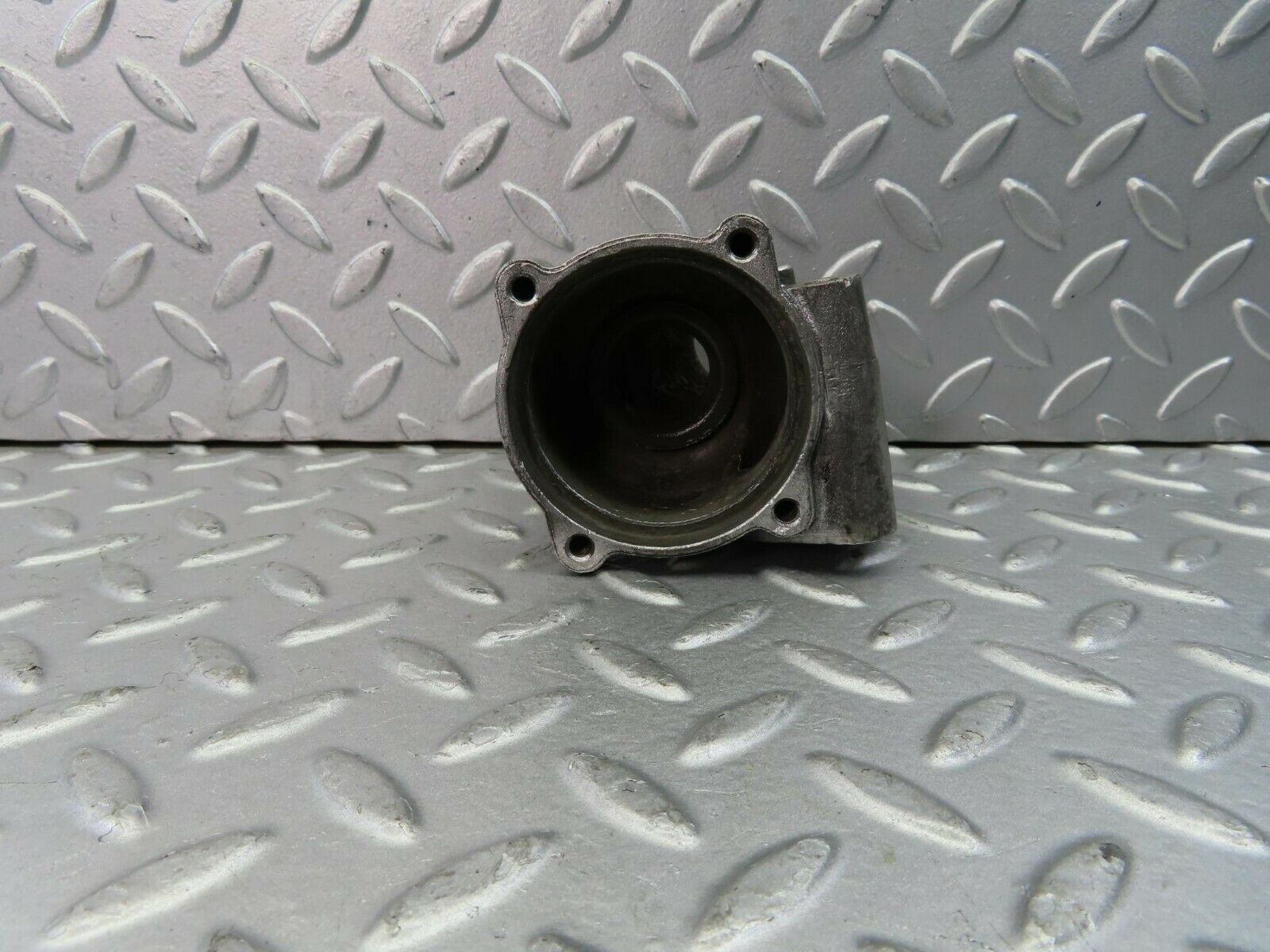 9078 Mercedes-Benz W115 Thermostat Housing 1802030173