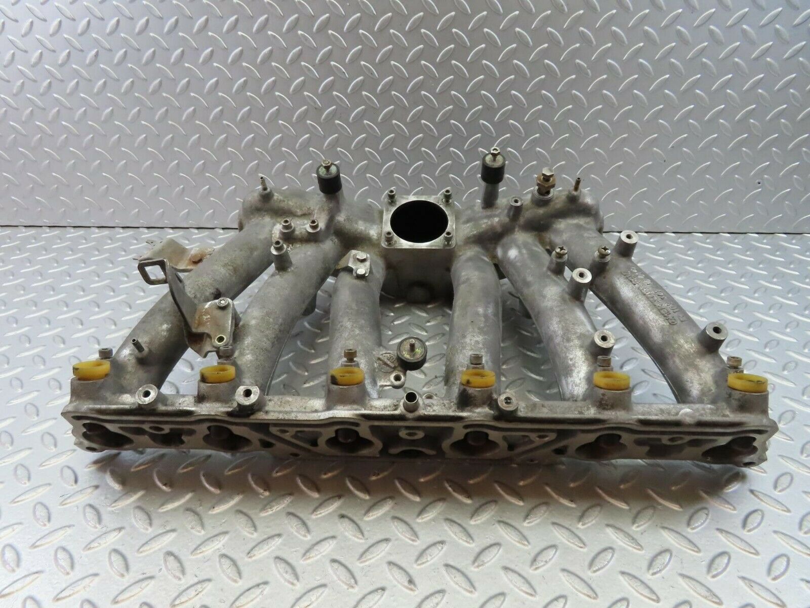 9516 Mercedes-Benz C124 300CE Coupe Intake Manifold 1031411601