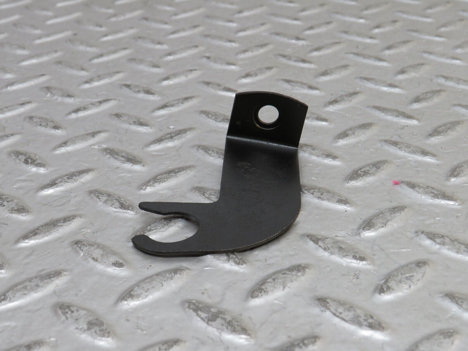 28127 Mercedes-Benz W123 280E Brake Hose Bracket Holder