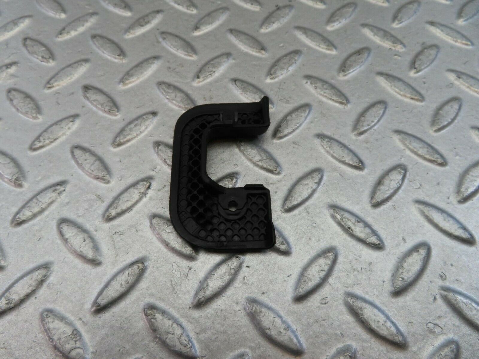 9517 Mercedes-Benz C124 300CE Coupe Left Interior Door Latch Trim