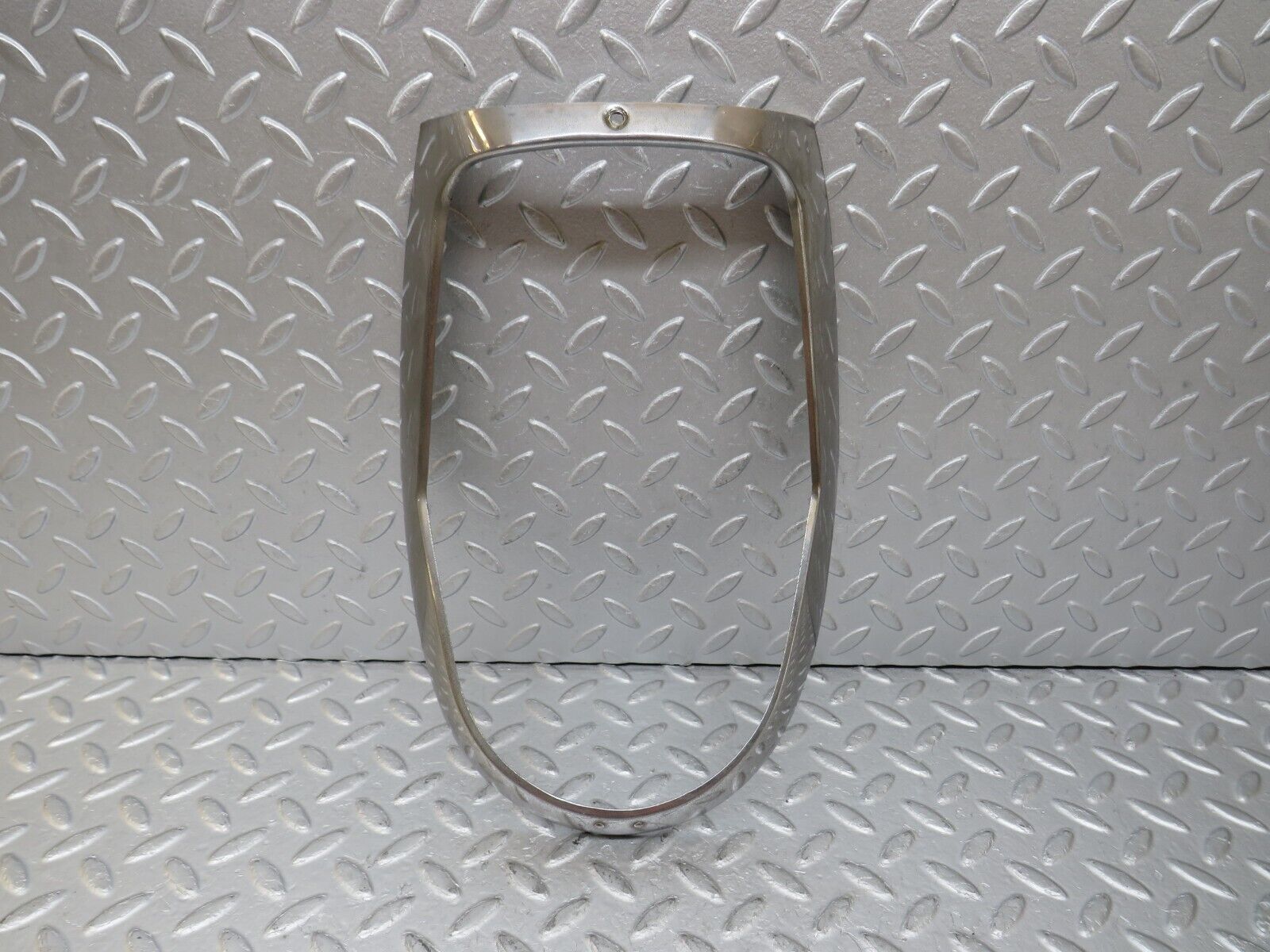 35752 Mercedes-Benz W108 Headlight Chrome Frame