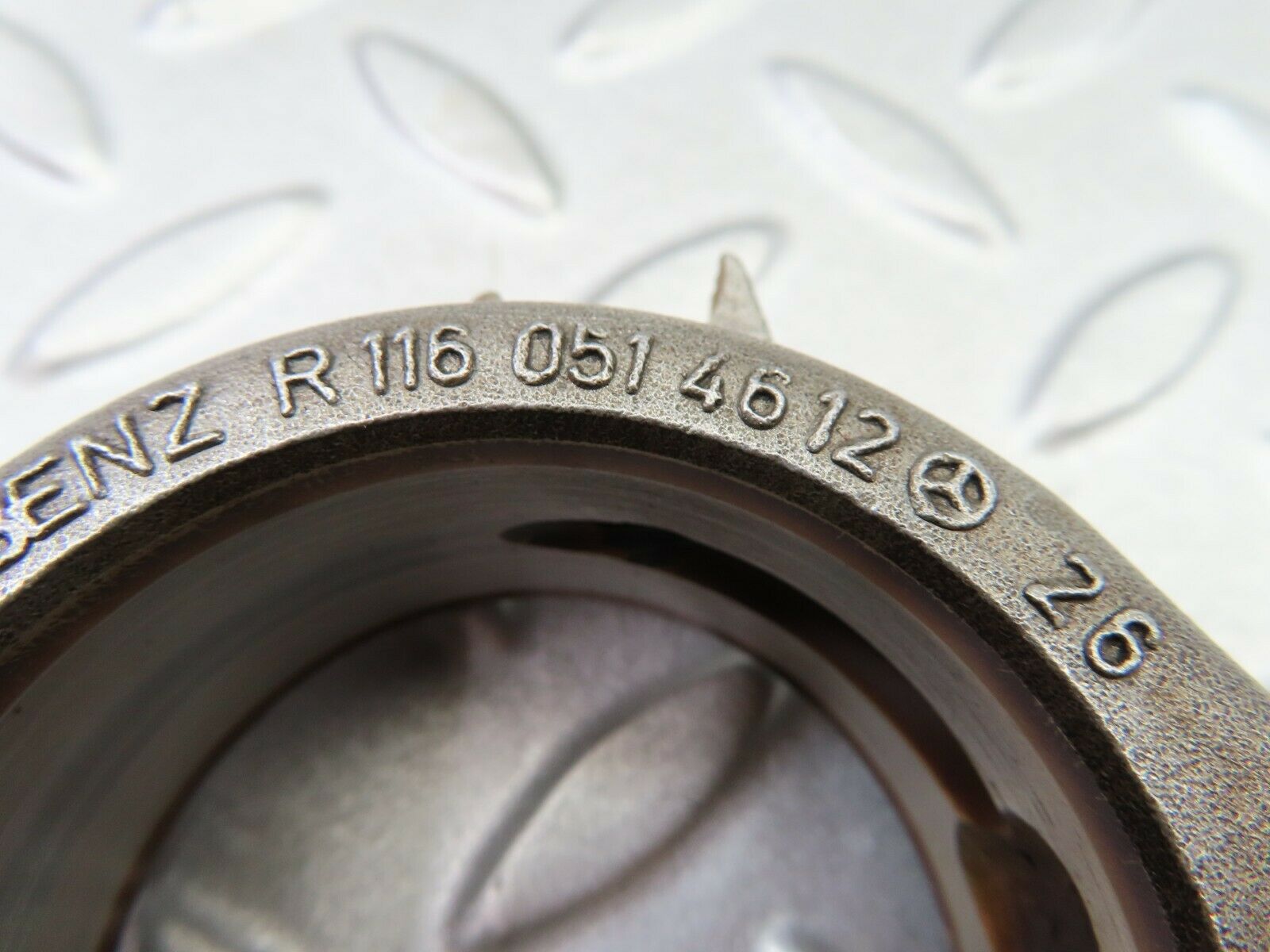 6296 Mercedes-Benz W126 380SE Camshaft Bearing Tower 1160514612