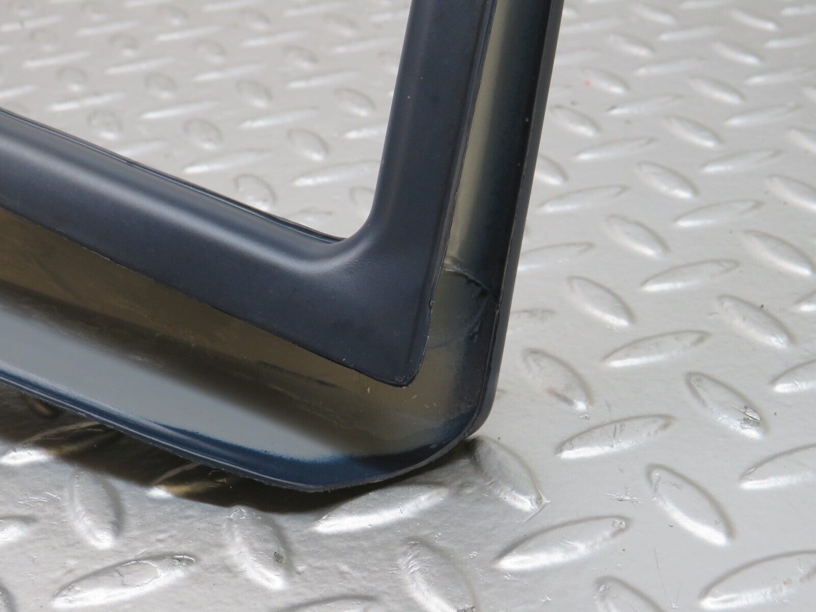 24975 Mercedes-Benz W140 S320 Front Left Door Window Trim 1407206362