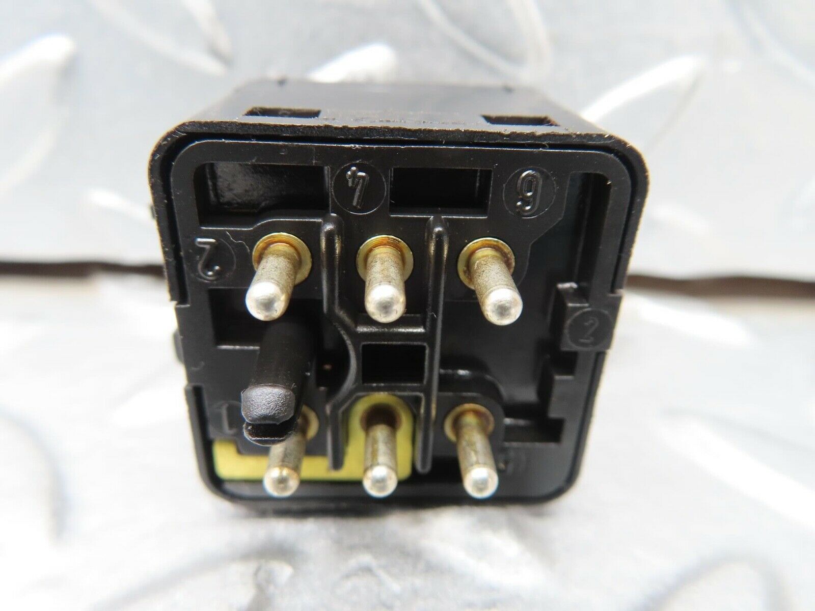 16391 Mercedes-Benz W124 260E Electric Mirror Adjust Switch 1248201810