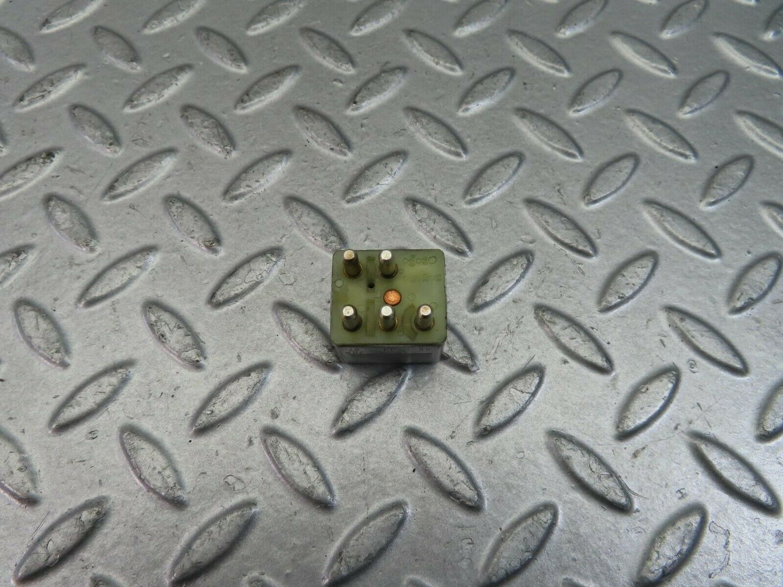 9426 Mercedes-Benz C124 300CE Coupe Multi Purpose Relay 0015420219