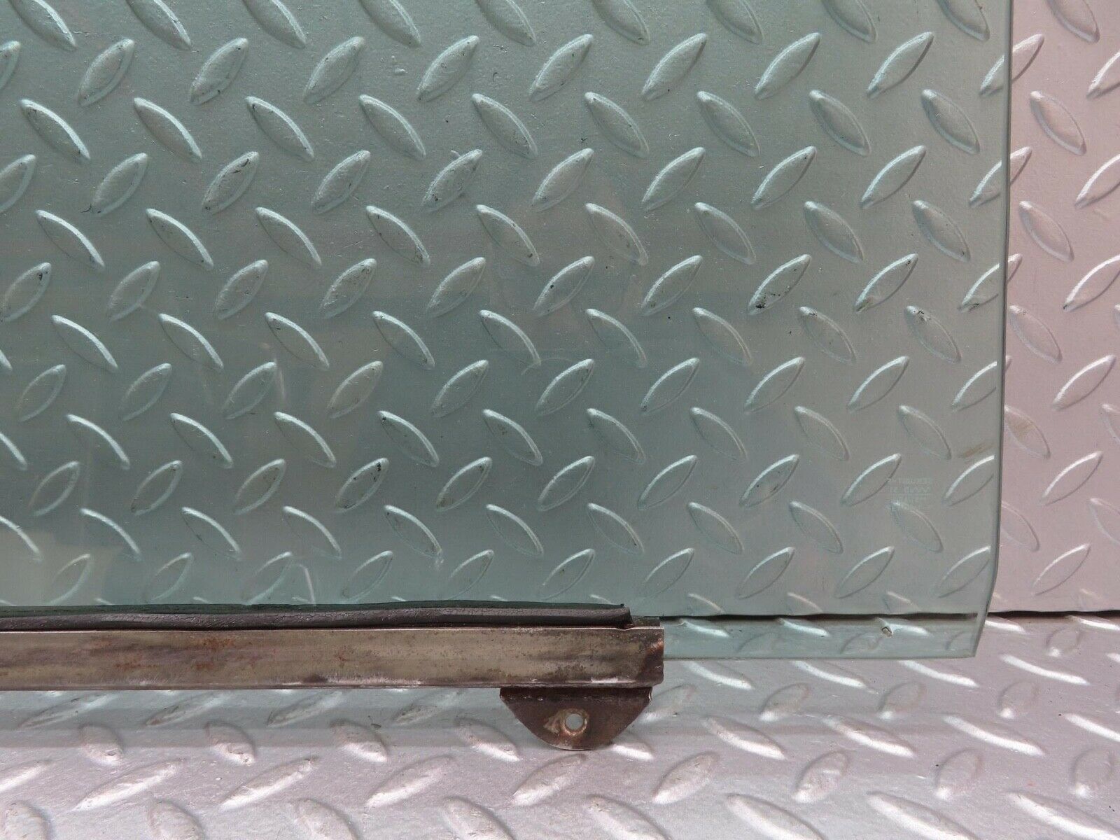 13078 Mercedes-Benz W111 220S Rear Left Door Window Glass