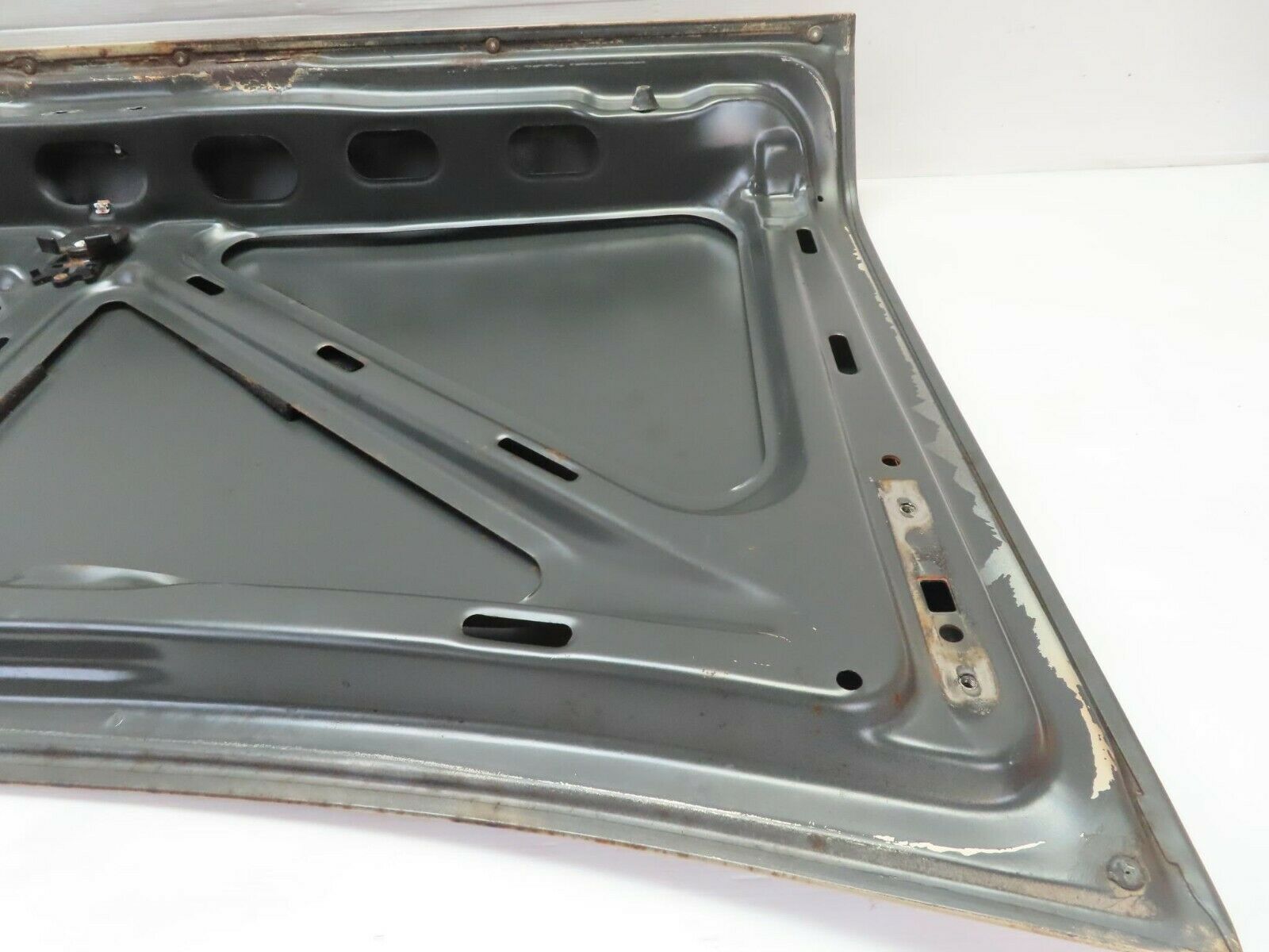 10906 Mercedes-Benz W123 230E Boot Lid Trunk Door