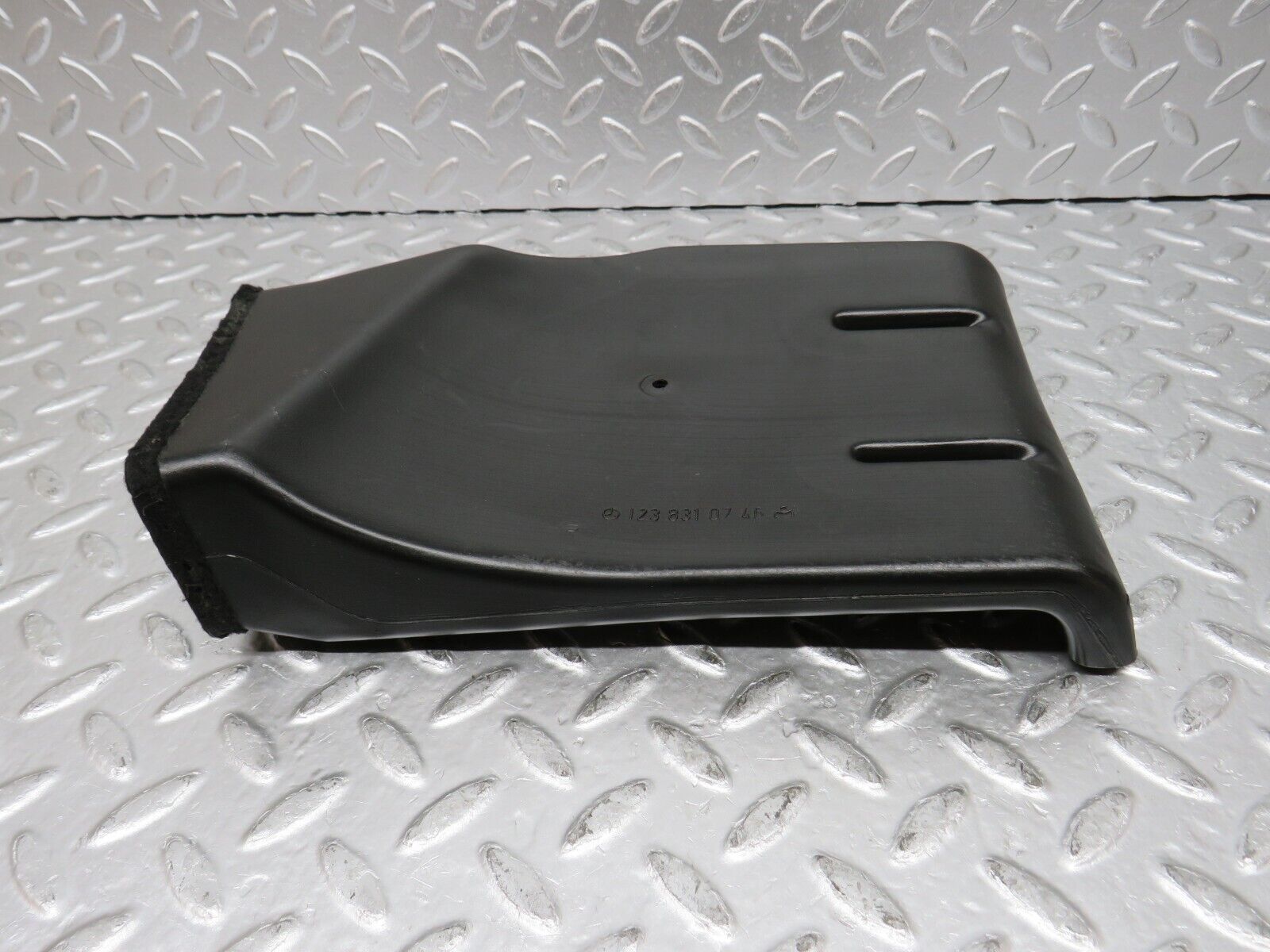 0486 Mercedes-Benz W123 230E Air Duct Heater Ventilation Right 1238310746