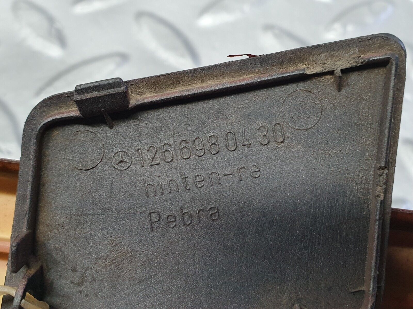 41226 Mercedes-Benz W126 300SE Side Skirt Right 1266905040 1266980230 1266980430