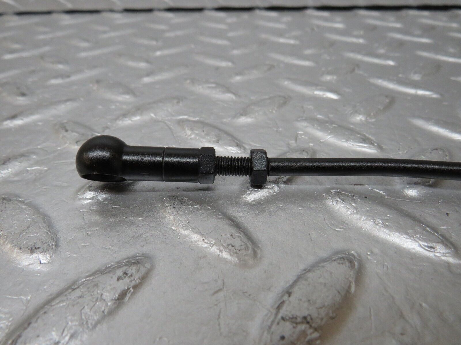 34601 Mercedes-Benz C126 380SEC Coupe Throttle Linkage