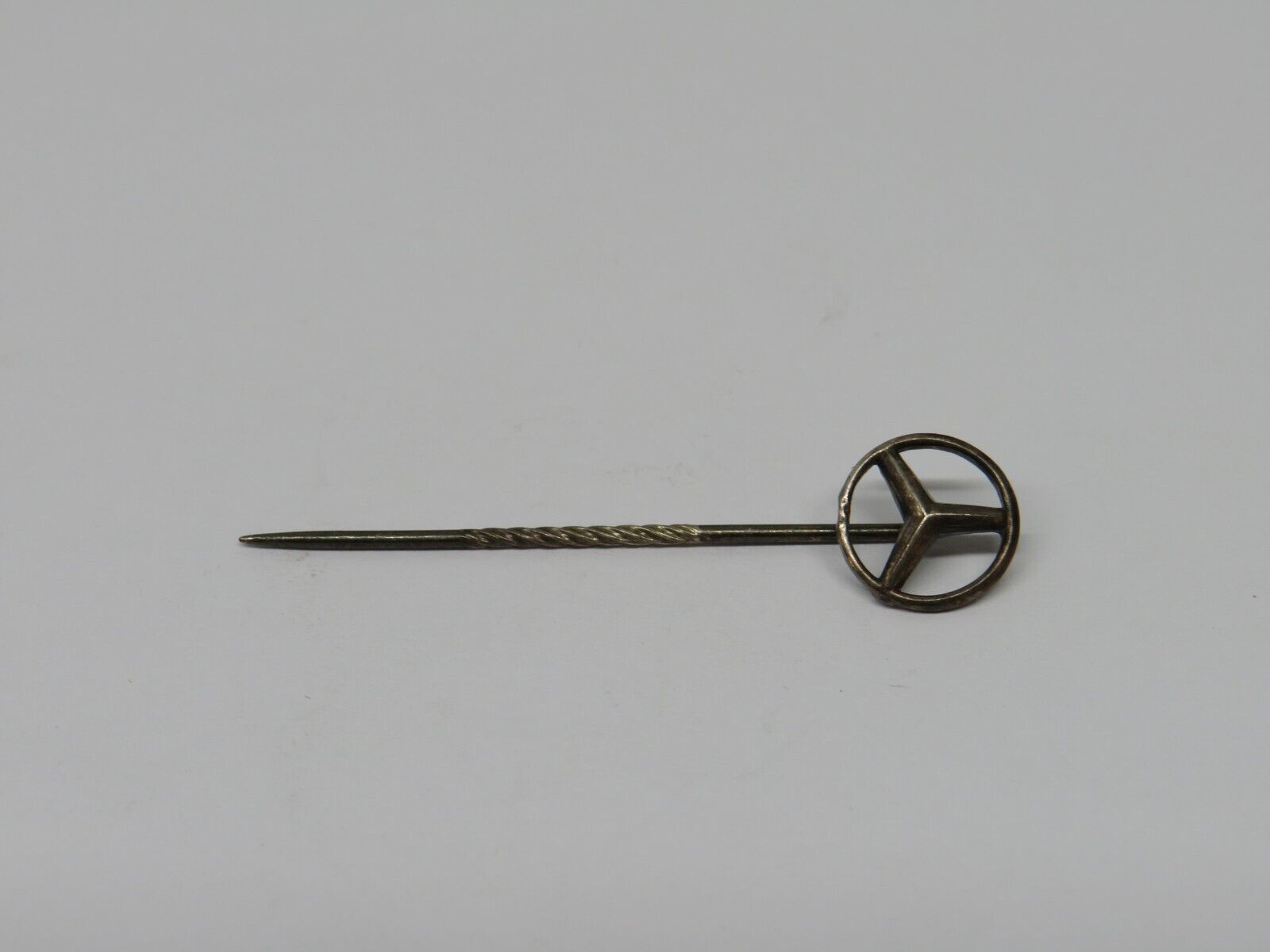 37501 Mercedes-Benz Vintage Lapel Pin Badge