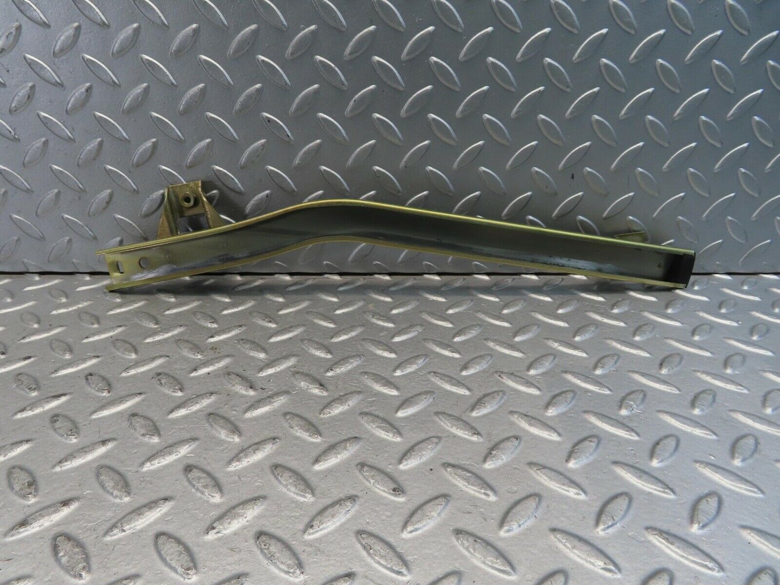 11389 Mercedes-Benz C123 230CE Coupe Rear Left Window Channel