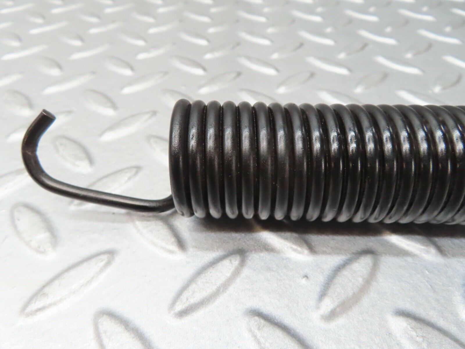 16999 Mercedes-Benz C123 280CE Coupe Trunk Hinge Spring