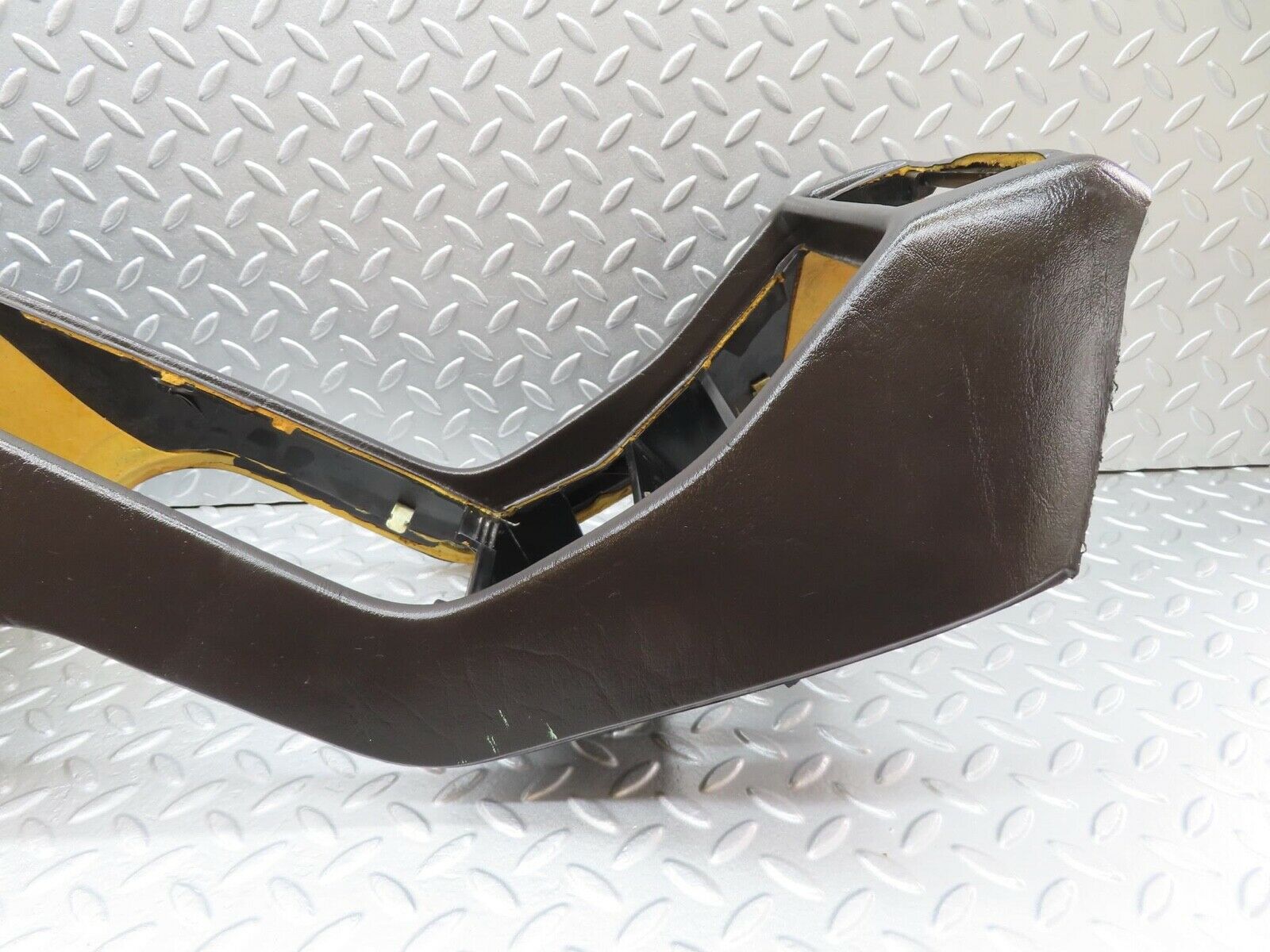 15906 Mercedes-Benz W123 280E Centre Console Black