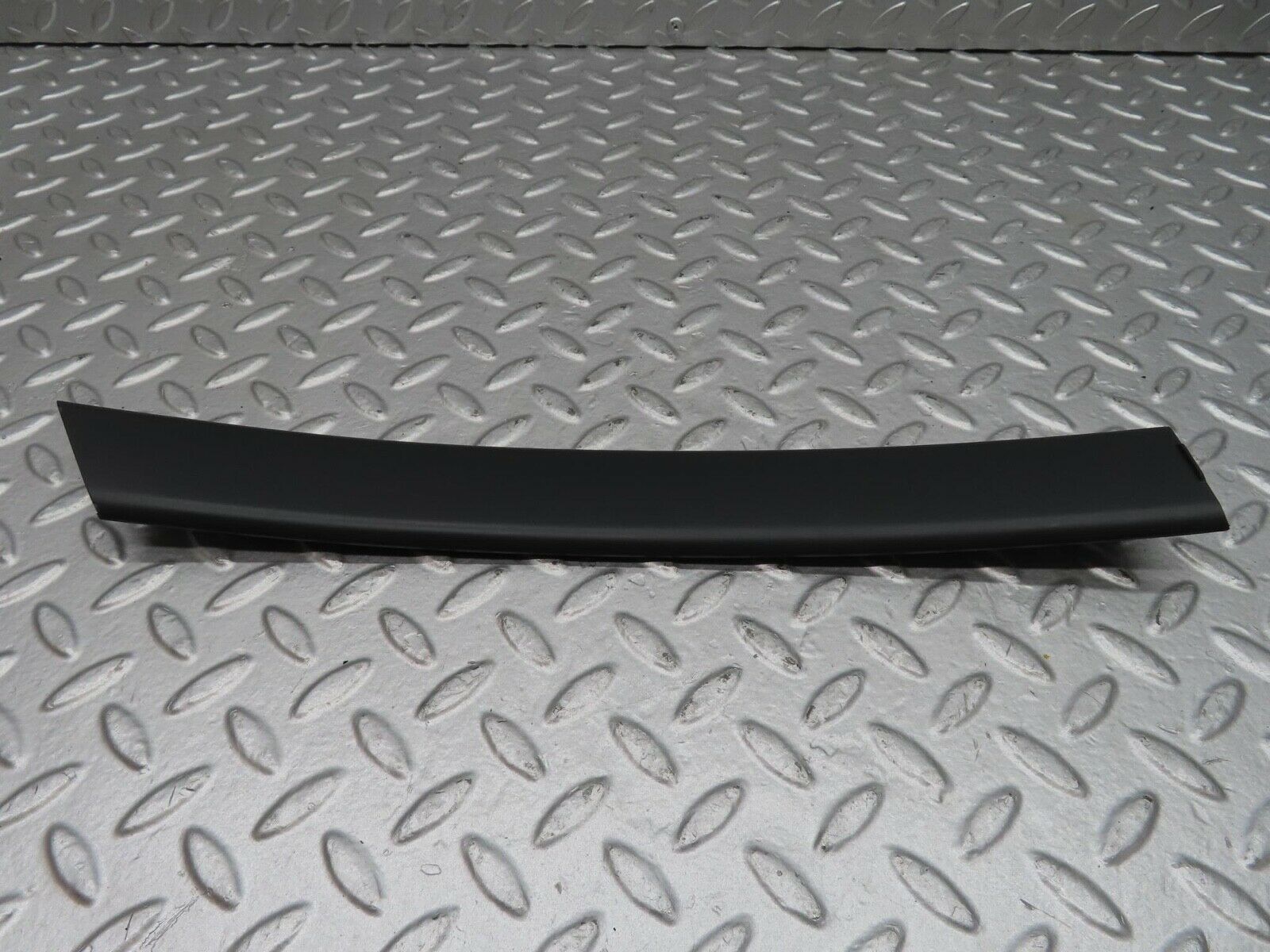 14997 Mercedes-Benz W140 S320 Rear Left Quarter Window Channel Inner Cover
