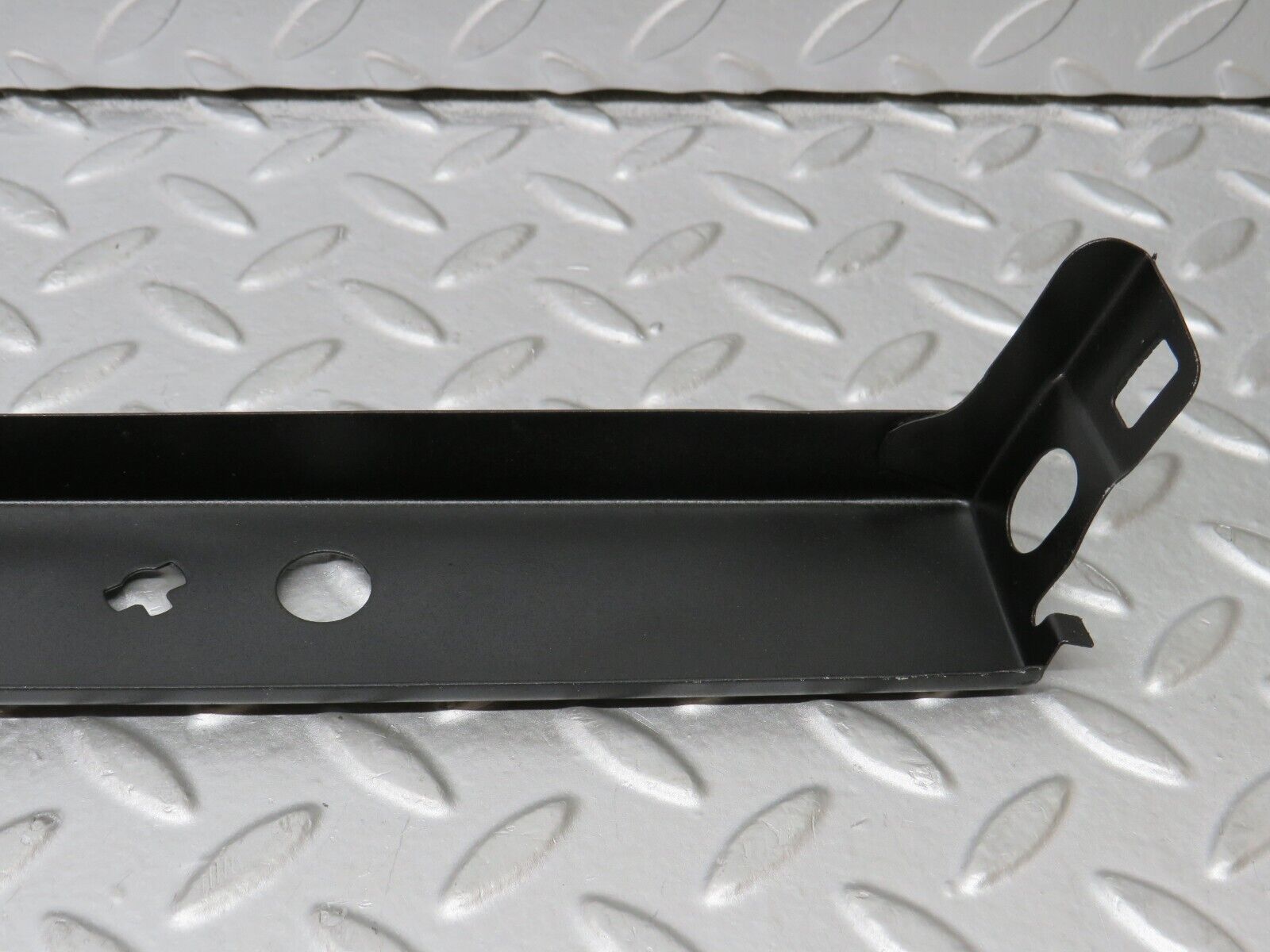 36342 Mercedes-Benz W126 420SE Under Headlight Trim Right Side