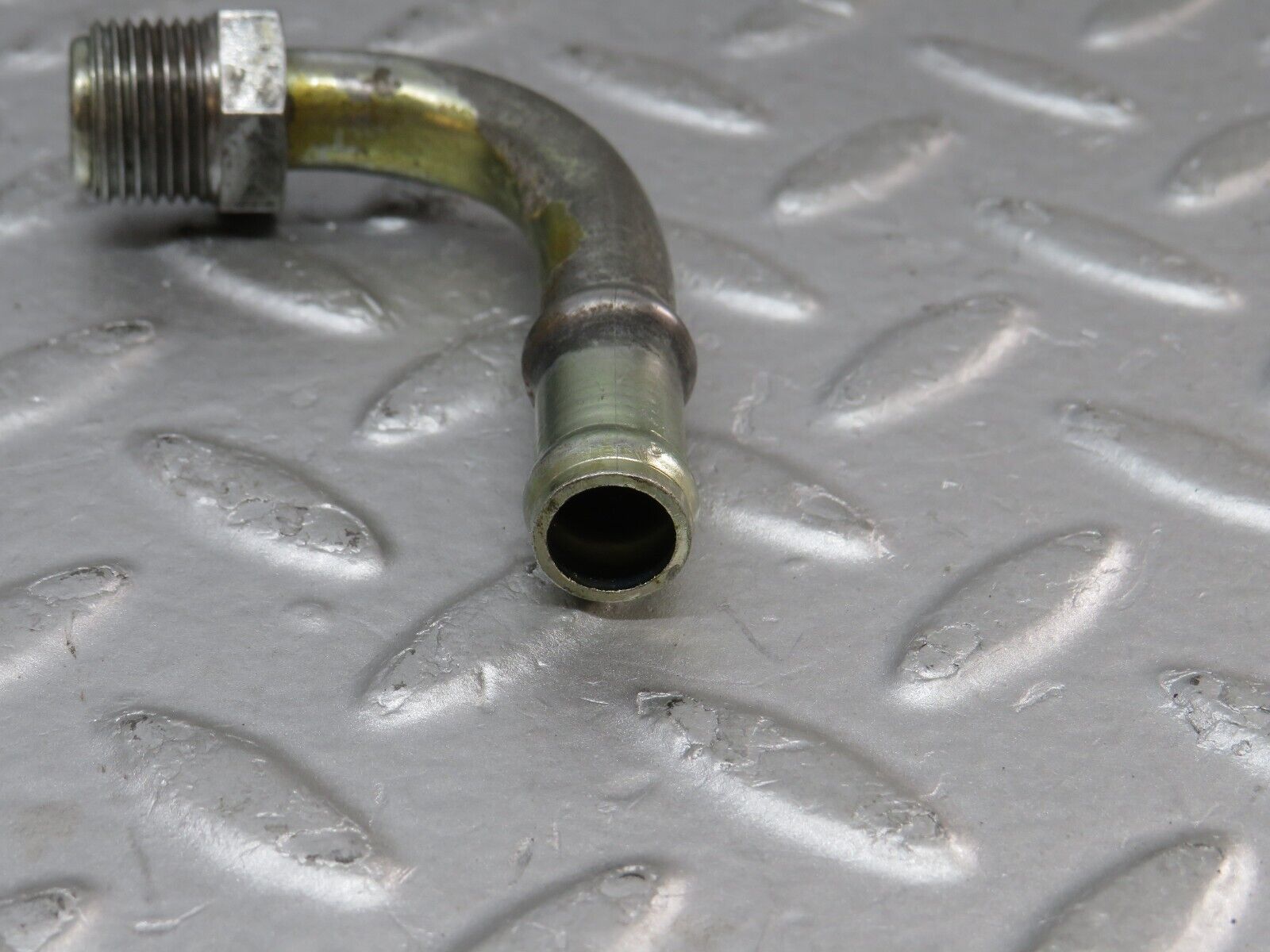 36306 Mercedes-Benz W126 420SE Power Steering Hose Pipe