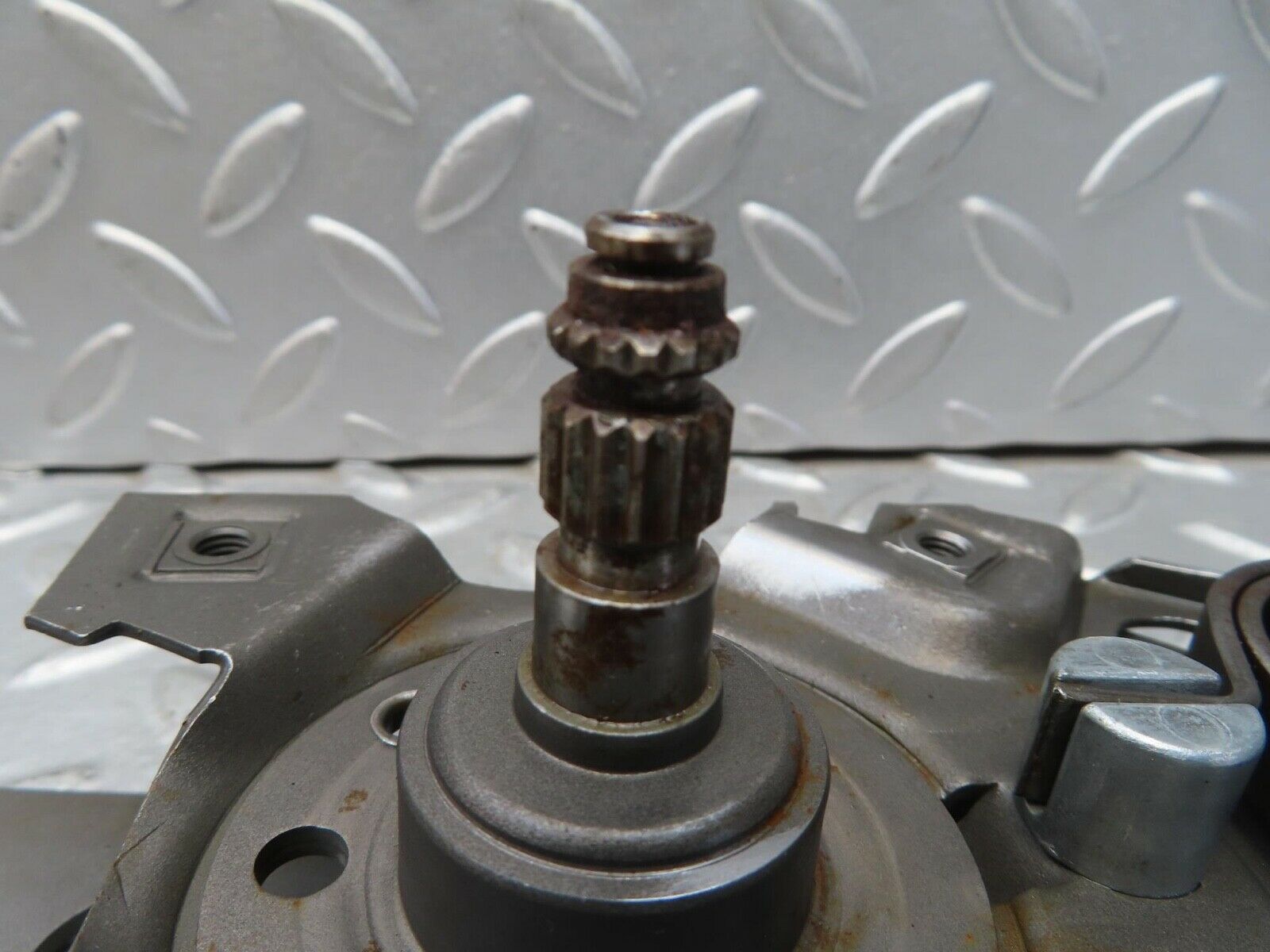 13650 Mercedes-Benz W123 200 Rear Right Manual Window Regulator